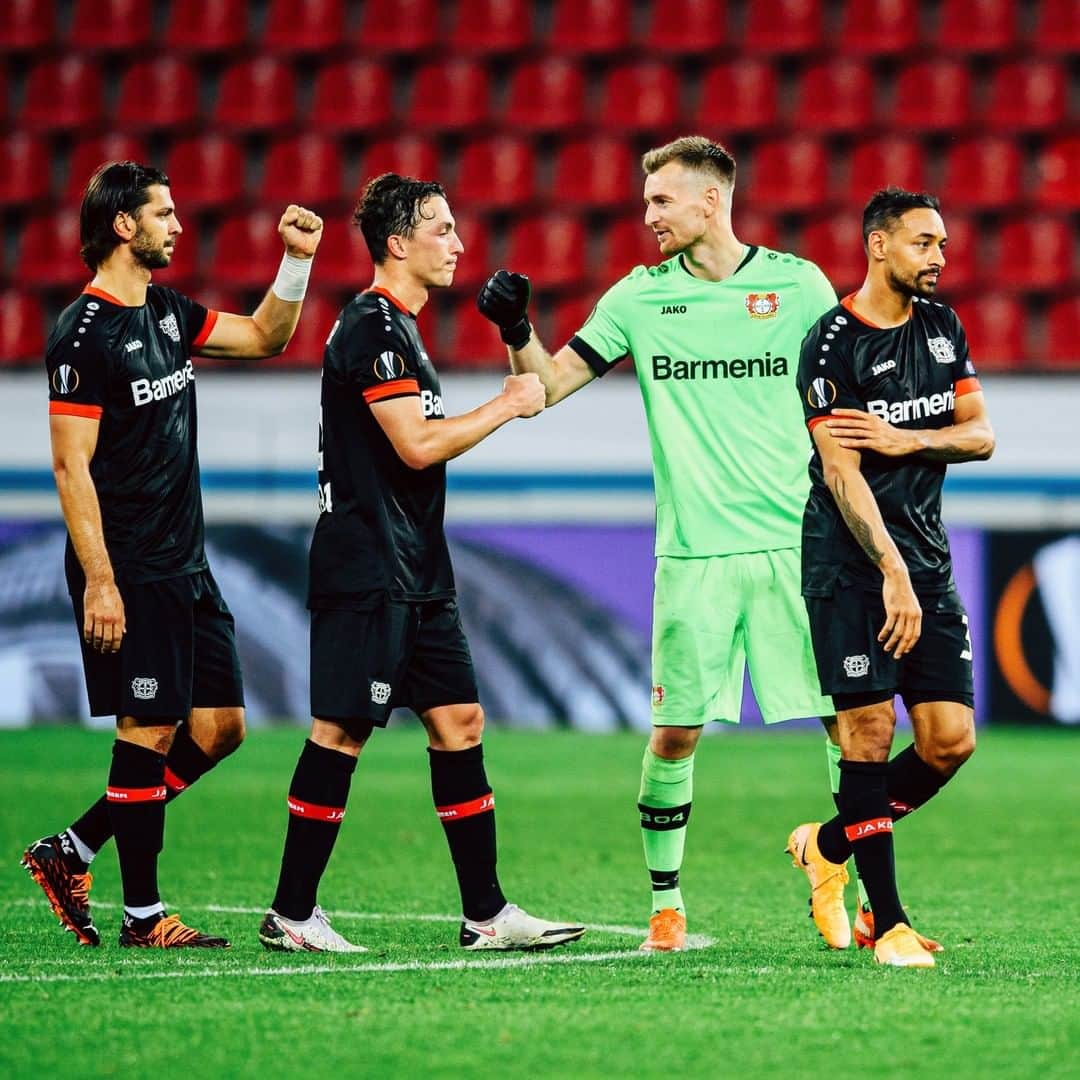 バイエル・レバークーゼンさんのインスタグラム写真 - (バイエル・レバークーゼンInstagram)「👏👏👏👏 Great game! The only thing that was missing were the fans! #B04OGCN #UEL #Bayer04 #Werkself」10月23日 5時10分 - bayer04fussball