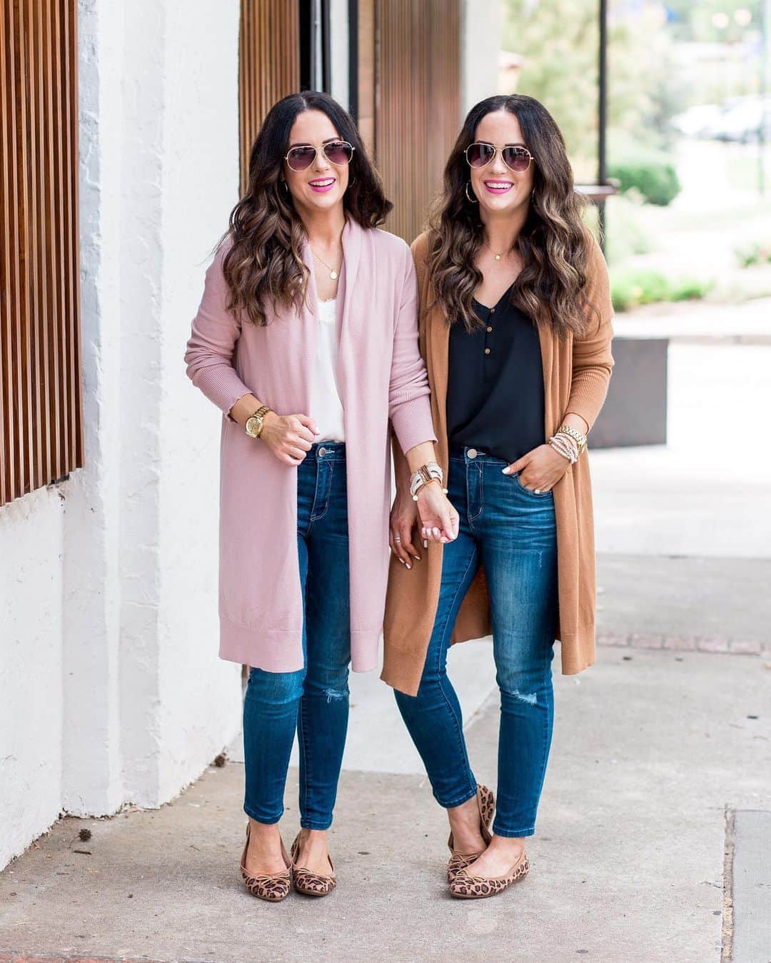 のインスタグラム：「Spotted! @thedoubletakegirls style our leopard, machine-washable ballet flats. Tap to shop the Flanna! #vincecamuto #fall2020」