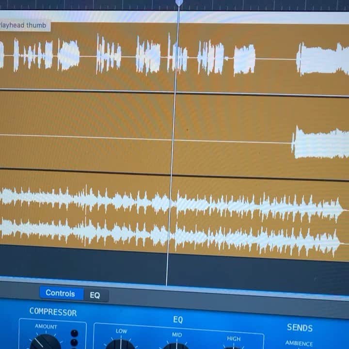 アレックス・ニューウェルのインスタグラム：「Debating on whether I should get permission to release the whole thing!!! #mamawillprovidevocals」