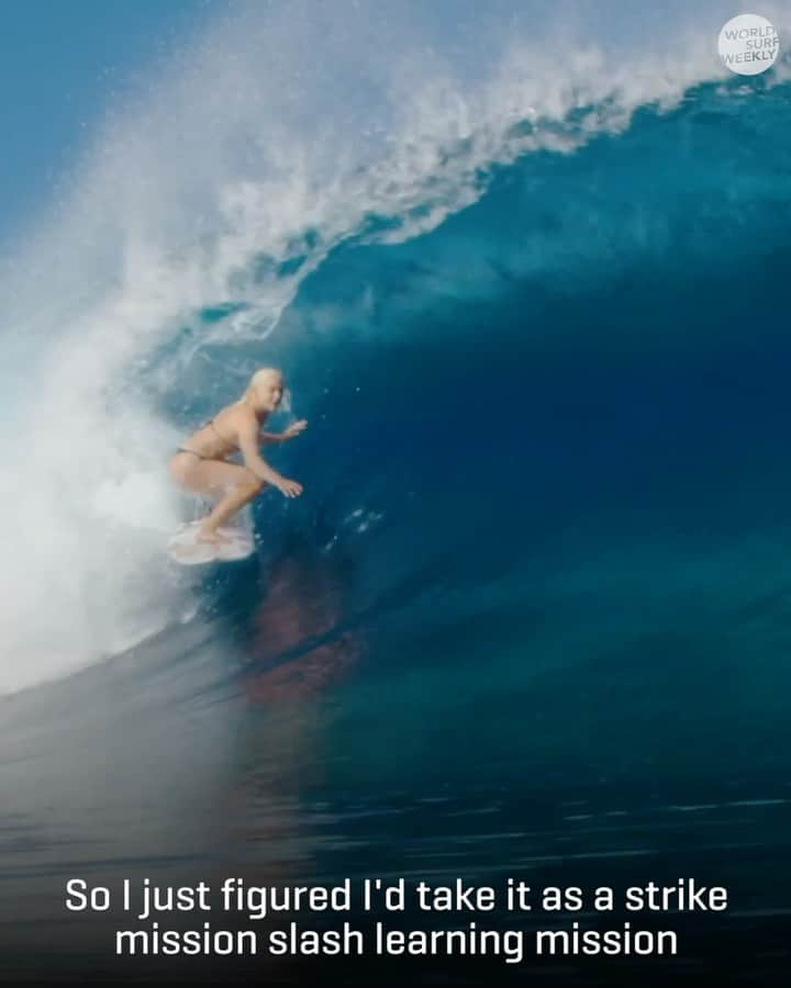 タティアナ・ウェストン・ウェブのインスタグラム：「TAHITIAN BLUE featured on @wsl world surf weekly this week 💙😊 thanks for all the support on the video @scottsmithmedia and I produced. We had so much fun! If you want to watch LINK IN BIO」