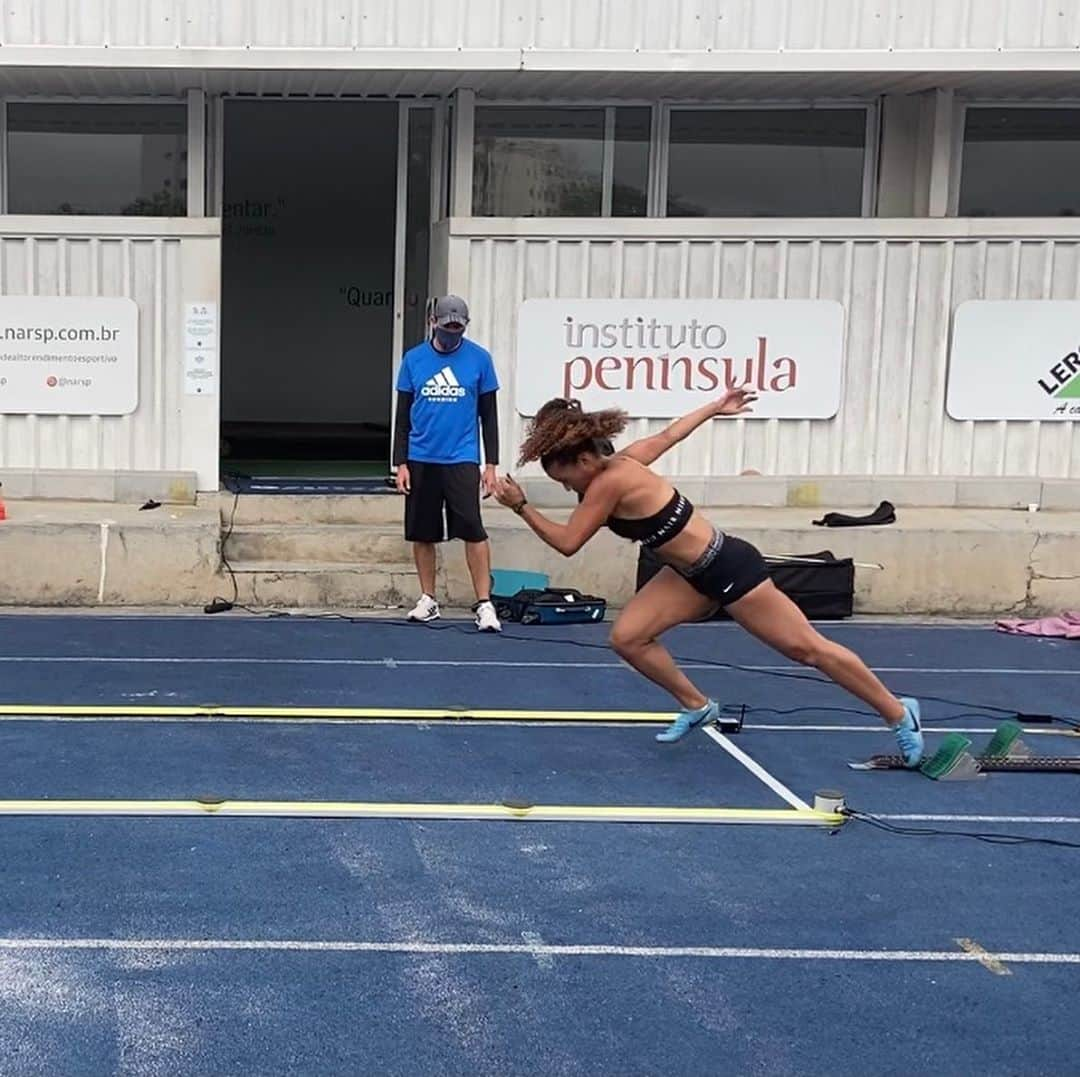 Andressa FIDELISのインスタグラム：「•Test day 💪🏽🏃🏽‍♀️✌🏽 . . . . . . . . #cob #cbat #atletismobrasil #seguimos #vaidede🏃🏽‍♀️」