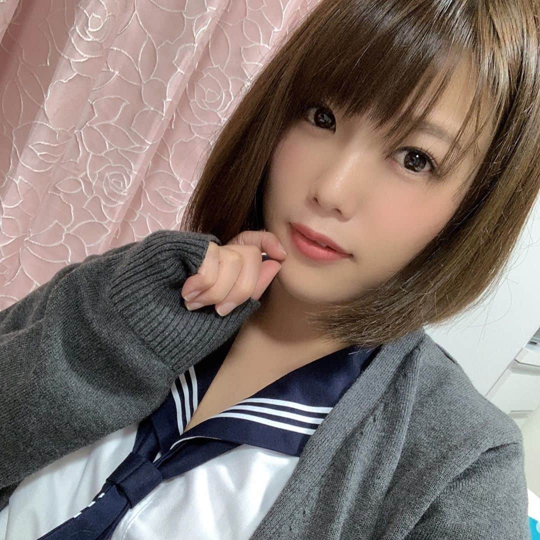 佐知子さんのインスタグラム写真 - (佐知子Instagram)「Twitterで制服好評でした😘」10月23日 8時15分 - sachiko_allpro