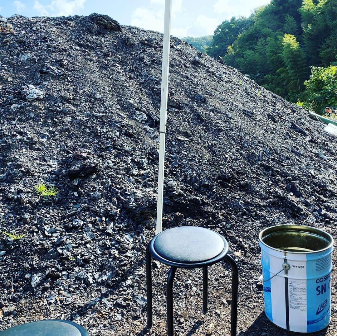 山内圭哉さんのインスタグラム写真 - (山内圭哉Instagram)「世の皆様、朝からお仕事御苦労様で御座います。 私もここ最近はかなり早朝から仕事させて頂いております。 こんなとかや、あんなとこで。 また時期来ましたら、御報告させて頂きます。」10月23日 8時30分 - yamauchi_takaya