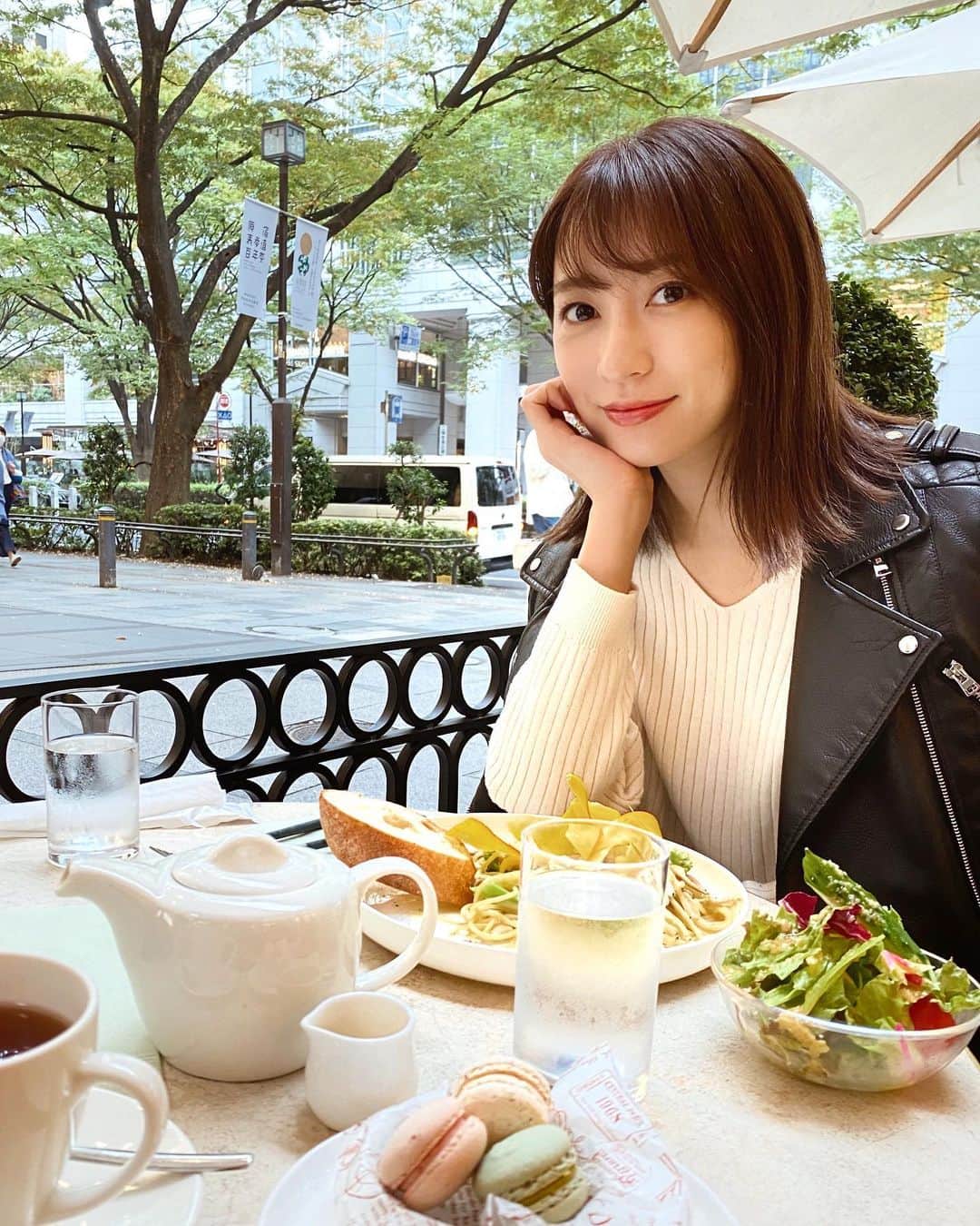 瀬口かなのインスタグラム：「表参道ランチ🍴﻿ ﻿ 今の季節はテラス席でも涼しくていいね☺️🍃﻿ ﻿ 写真綺麗に撮ってくれた！﻿ @ulala_utauhito 📸 ﻿ ﻿ #表参道ランチ  #表参道 #anniversaire #アニヴェルセル表参道 #カフェ #カフェ巡り #カフェスタイル」