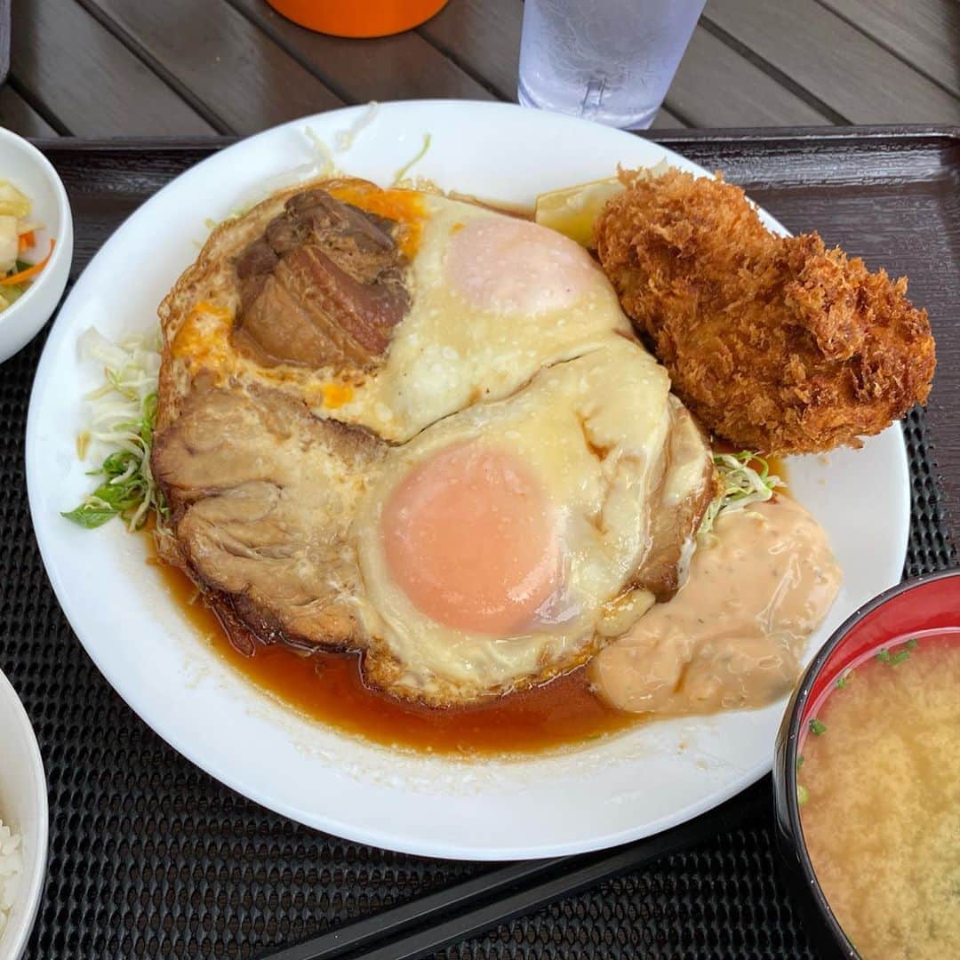 栗原友のグルメインスタ