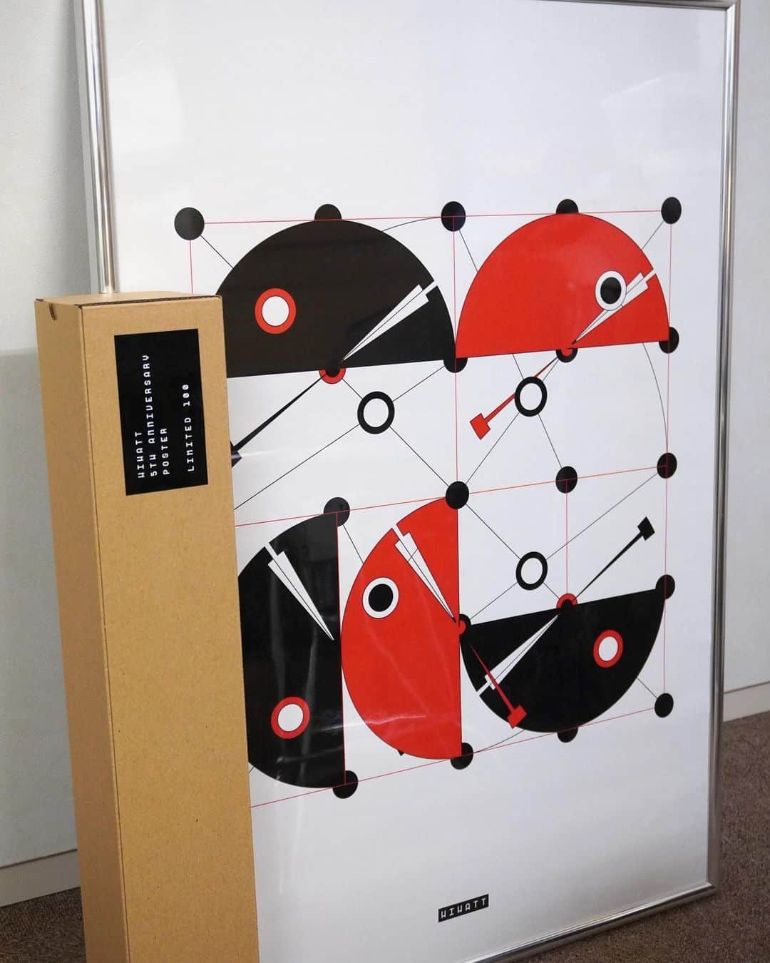 tofubeatsのインスタグラム：「HIHATT5TH poster Designed by @sskhybrid  HIHATT bubble level & ep”hihatt5th” download code 付き 10/24 19時からの配信イベントで先行発売  tofubeats.com hihatt.com」