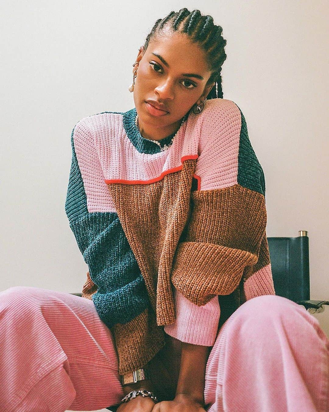 Urban Outfittersさんのインスタグラム写真 - (Urban OutfittersInstagram)「Sweaters are in your future until further notice, right? We rounded up a few of our faves for you—tap to shop! #UOonYou @annahstasia  @anthony.urrea」10月23日 9時23分 - urbanoutfitters
