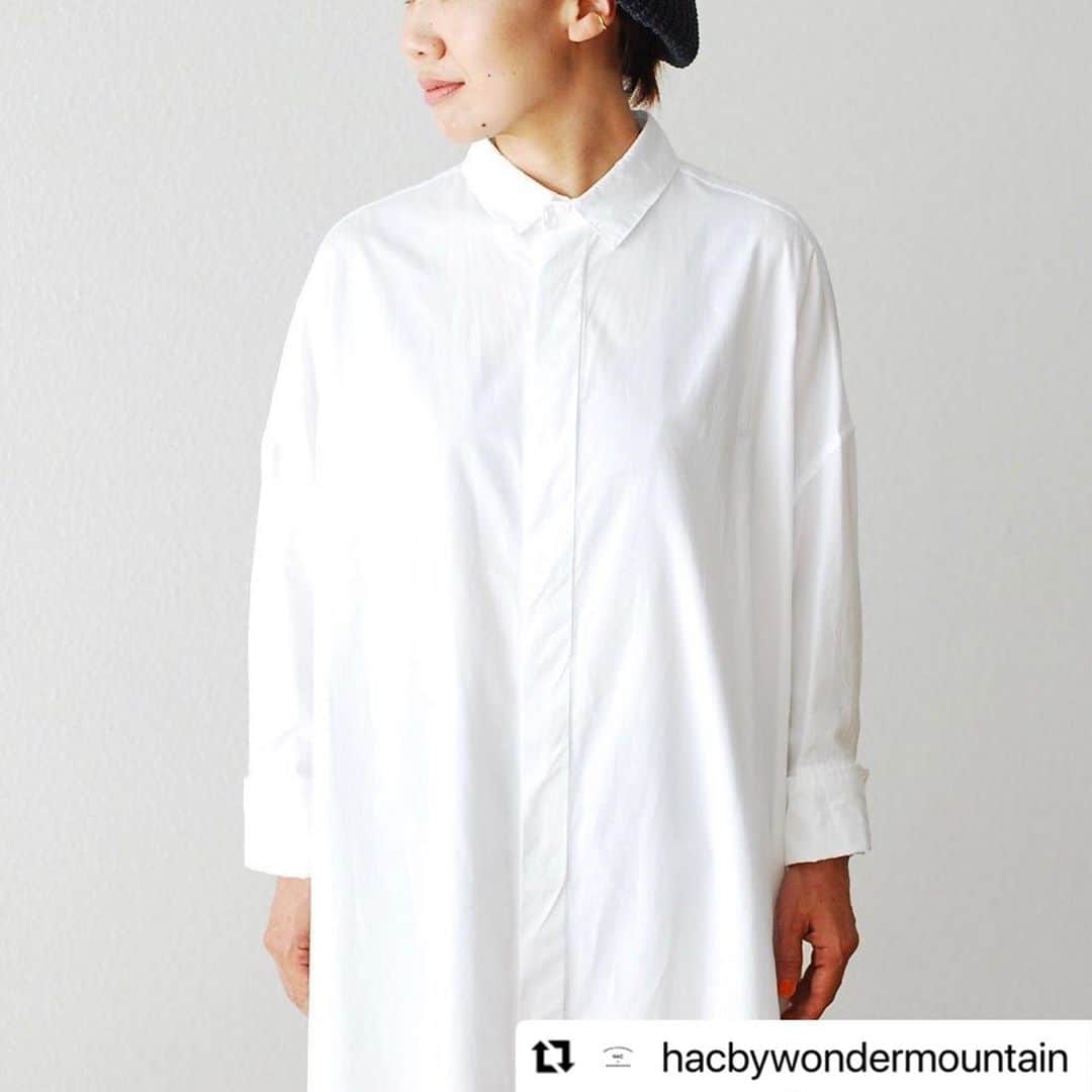 wonder_mountain_irieさんのインスタグラム写真 - (wonder_mountain_irieInstagram)「#Repost @hacbywondermountain with @make_repost ・・・ _ TOUJOURS / トゥジュー “Double Cuffs Wide Shirt Dress - HIGH COUNT COTTON POPLIN CLOTH” ￥59,400- _ 〈online store / @digital_mountain〉 https://www.digital-mountain.net/shopdetail/000000011546/ _ 【オンラインストア#DigitalMountain へのご注文】 *24時間注文受付 * 1万円以上ご購入で送料無料 tel：084-983-2740 _ We can send your order overseas. Accepted payment method is by PayPal or credit card only. (AMEX is not accepted)  Ordering procedure details can be found here. >> http://www.digital-mountain.net/smartphone/page9.html _ blog > http://hac.digital-mountain.info _ #HACbyWONDERMOUNTAIN 広島県福山市明治町2-5 2階 JR 「#福山駅」より徒歩15分 (水曜・木曜定休) _ #ワンダーマウンテン #japan #hiroshima #福山 #尾道 #倉敷 #鞆の浦 近く _ 系列店：#WonderMountain @wonder_mountain_irie _ #TOUJOURS #トゥジュー」10月23日 10時19分 - wonder_mountain_