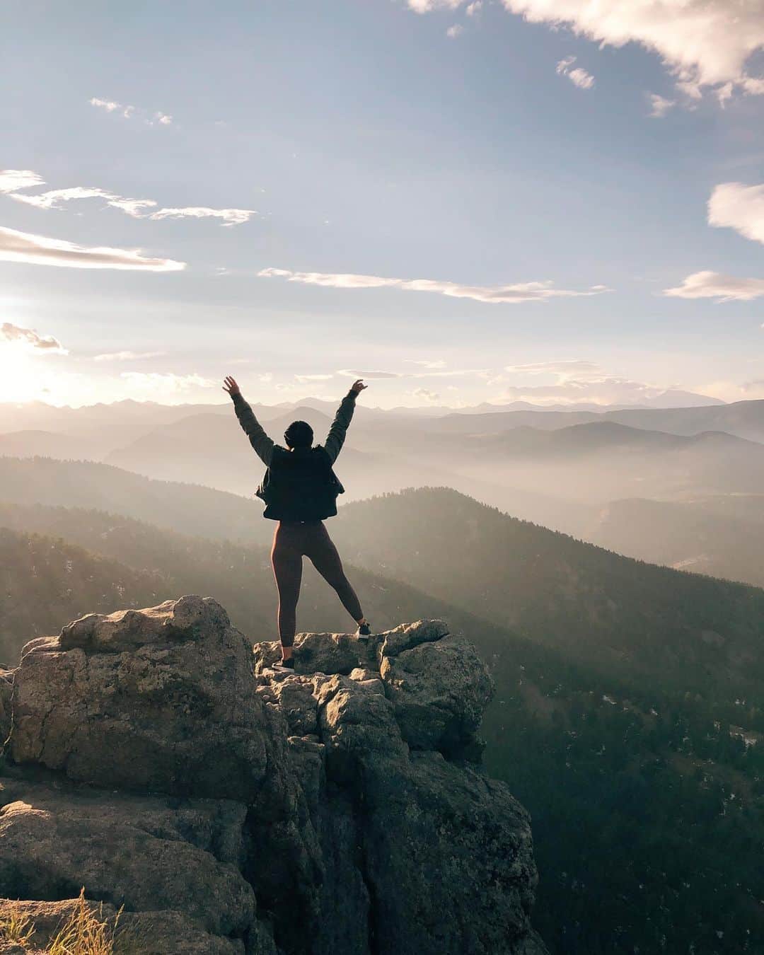 Nicole Mejiaさんのインスタグラム写真 - (Nicole MejiaInstagram)「Who wants to join me for a week in nature next year?🧘🏽‍♀️⛺️🏜  I’ll be leading a 5 day trip to Zion National Park, Utah September 12-16, 2021.  Spots open tomorrow at 12:00pm ET exclusively to those who requested to receive first access! You can get on that list in my story.🙃  We are glamping with @undercanvasofficial!  Trip itinerary:  Day 1️⃣: Sunday, Sept 12 - Arrive in Vegas and take a 12pm or 3:30pm complimentary transfer to the campsite - Tent check-in and gift bags - Welcome dinner  Day 2️⃣: Monday, Sept 13 - Morning movement and meditation - Breakfast on site - 1/2 day canyoneering trip - Women’s circle (more deets to come!) - Lunch and dinner provided  Day 3️⃣: Tuesday, Sept 14 - Morning movement and meditation - Breakfast on site - It’s a free day! Hike, relax, explore! - Group dinner  Day 4️⃣: Wednesday, Sept 15 - Morning movement and meditation - Breakfast on site - Optional kayak or paddle board session - Women’s circle (more deets to come!) - Farewell dinner - S’mores, drinks, and a sunset dance party 🌄  Day 5️⃣: Thursday, Sept 16 - Morning flow and gratitude meditation - Breakfast on site - Transfer to airport at 10:00am (why did i just get sad at the thought of it ending!?! 😭)  I’ll launch to insta and our @lulyapp community on Monday if there are spots left!  Ps. @noelle_m & @bekindtothemind will be present as well! 💓🙏🏼  A few more deets: - price for the first 10: $1988 - price for the remaining 20: $2188 - The first 10 people to register will get $200 off.  - 25% of the total price is due upfront to reserve your spot. - For the remaining balance, you have the option of paying with a 6, 12, or 18 month payment plan. - flights are not included but transportation from Las Vegas McCarran airport to the park are. - All meals are included minus 2 lunches since most of us will be out exploring! - there will be veggie and vegan options available.   I just got so hype writing this out. 😍 Connecting with nature has become the most authentic and soul-filling part of my life these days. I am filled with gratitude to be able to share in it with 30 women from this community.  Thank you for making this possible, @trovatrip. ✨」10月23日 10時20分 - nicole_mejia