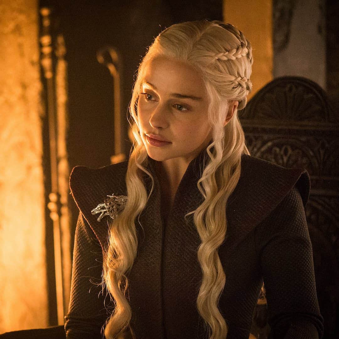 ワーナー海外テレビドラマシリーズさんのインスタグラム写真 - (ワーナー海外テレビドラマシリーズInstagram)「🐉Happy Birthday﻿🔥 ﻿. ✨エミリア・クラーク✨ ﻿. #誕生日﻿ #birthday﻿ #happybirthday﻿ #🎂 #エミリアクラーク #エミリア #EmiliaClarke #ゲームオブスローンズ #ゲースロ #GOT #gameofthrones #ワーナー海ドラ #海外ドラマ #海外ドラマ好き #海外ドラマ好きな人と繋がりたい #海ドラ」10月23日 10時38分 - wbtv_jp