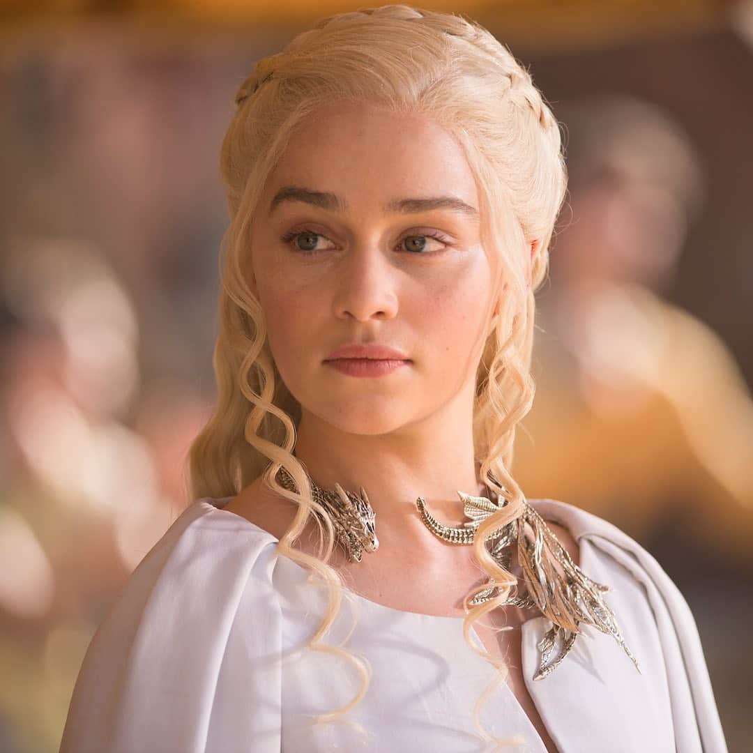 ワーナー海外テレビドラマシリーズさんのインスタグラム写真 - (ワーナー海外テレビドラマシリーズInstagram)「🐉Happy Birthday﻿🔥 ﻿. ✨エミリア・クラーク✨ ﻿. #誕生日﻿ #birthday﻿ #happybirthday﻿ #🎂 #エミリアクラーク #エミリア #EmiliaClarke #ゲームオブスローンズ #ゲースロ #GOT #gameofthrones #ワーナー海ドラ #海外ドラマ #海外ドラマ好き #海外ドラマ好きな人と繋がりたい #海ドラ」10月23日 10時38分 - wbtv_jp