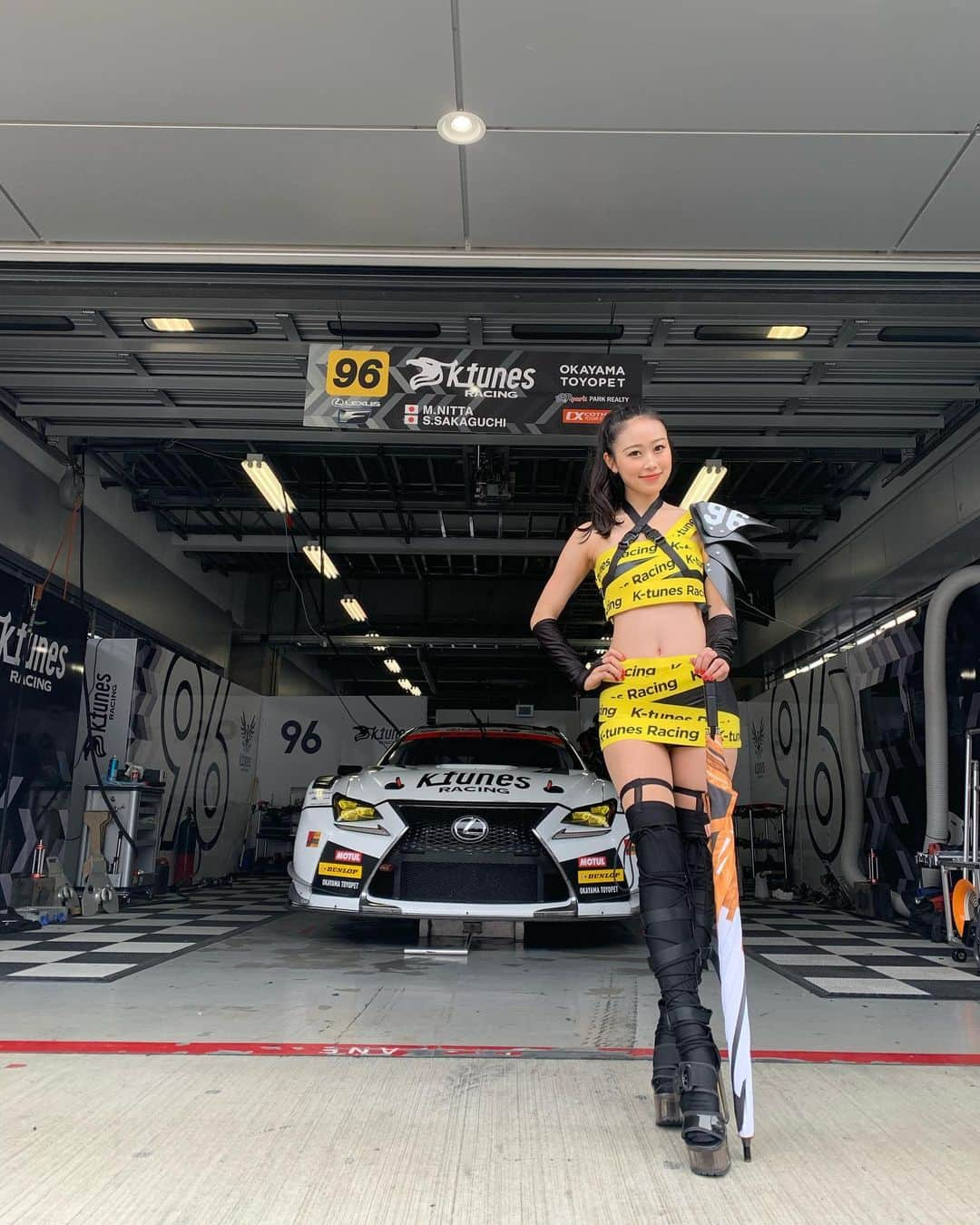 長沼南帆さんのインスタグラム写真 - (長沼南帆Instagram)「明日はSUPER GT Rd.6﻿ 今回は鈴鹿サーキット✨﻿ またサーキットに行けるのはとっても嬉しい☺️﻿ ﻿ ﻿ サーキットに行ってチームを応援することがレースクイーンの仕事であり、それを当たり前だと思っていましたが、コロナの影響もあり今まで"普通"だったことがそうではなかったこと、その"普通"の有り難さに気付かされます。﻿ ﻿ ﻿ また沢山の方がサーキットでSUPER GTを応援する光景を見たいな✨﻿ ﻿ ﻿ 今回の光景をしっかりと胸に焼き付けておこう☺️☺️☺️﻿ ﻿ ﻿ ﻿ ﻿ ﻿ ﻿ #黒髪　#黒髪ロング　#rq #レースクイーン　#memory #黒髪ロングストレート　#秋　#秋服　#脚長コーデ　#supergt #スーパーgt ﻿ ﻿#鈴鹿サーキット　#鈴鹿 #サーキット　#コスプレ #コスチューム　#コスチューム大賞」10月23日 20時39分 - n_on_a_diet