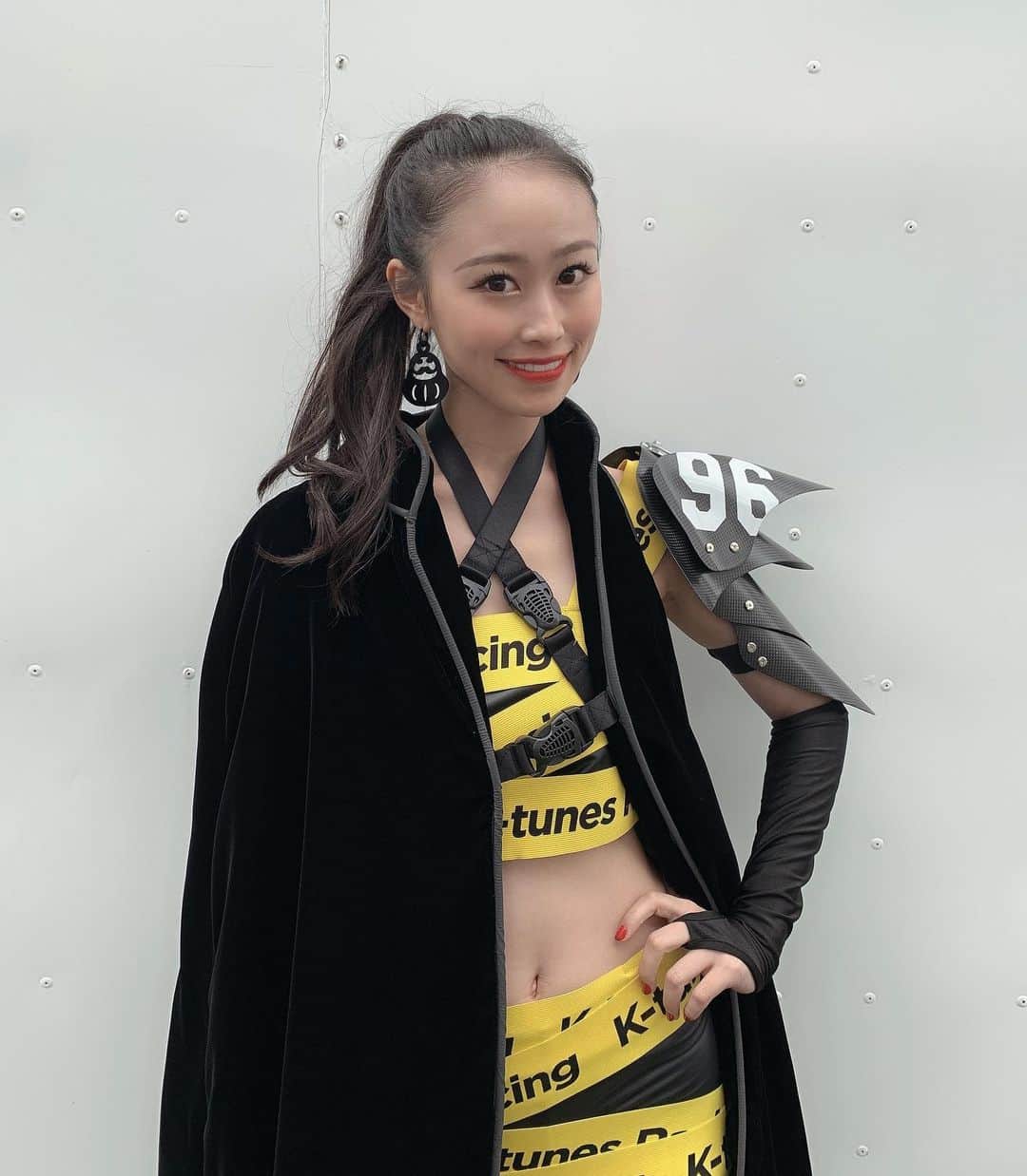 長沼南帆のインスタグラム：「明日はSUPER GT Rd.6﻿ 今回は鈴鹿サーキット✨﻿ またサーキットに行けるのはとっても嬉しい☺️﻿ ﻿ ﻿ サーキットに行ってチームを応援することがレースクイーンの仕事であり、それを当たり前だと思っていましたが、コロナの影響もあり今まで"普通"だったことがそうではなかったこと、その"普通"の有り難さに気付かされます。﻿ ﻿ ﻿ また沢山の方がサーキットでSUPER GTを応援する光景を見たいな✨﻿ ﻿ ﻿ 今回の光景をしっかりと胸に焼き付けておこう☺️☺️☺️﻿ ﻿ ﻿ ﻿ ﻿ ﻿ ﻿ #黒髪　#黒髪ロング　#rq #レースクイーン　#memory #黒髪ロングストレート　#秋　#秋服　#脚長コーデ　#supergt #スーパーgt ﻿ ﻿#鈴鹿サーキット　#鈴鹿 #サーキット　#コスプレ #コスチューム　#コスチューム大賞」