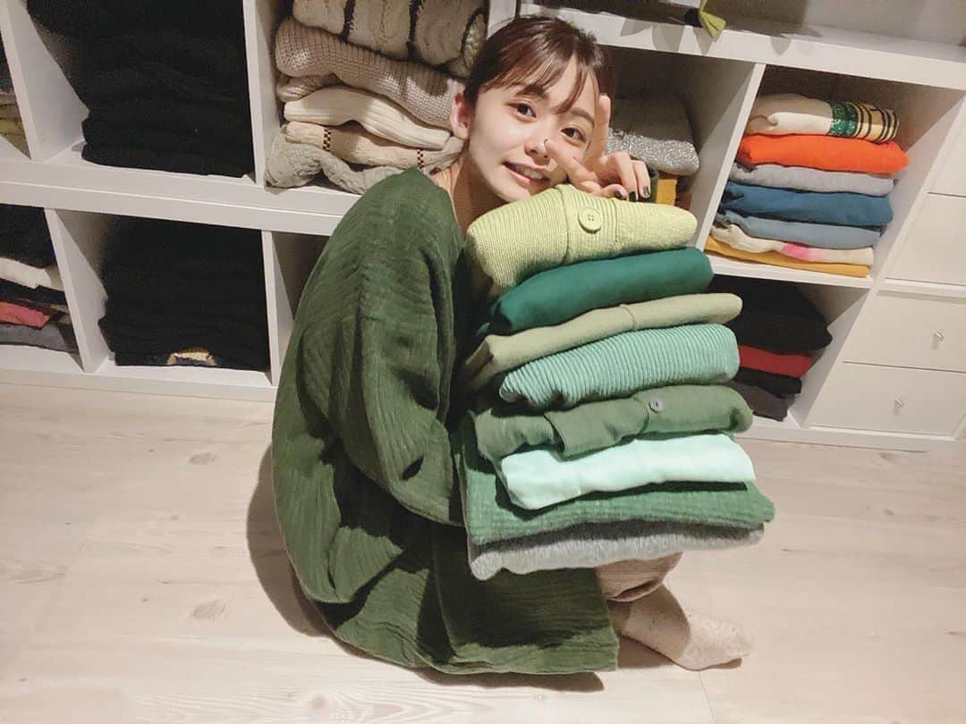 足立佳奈のインスタグラム：「みどりーずが増えてきた♡ みどり大好き足立ですっ #今日の足立 #あだちふく」