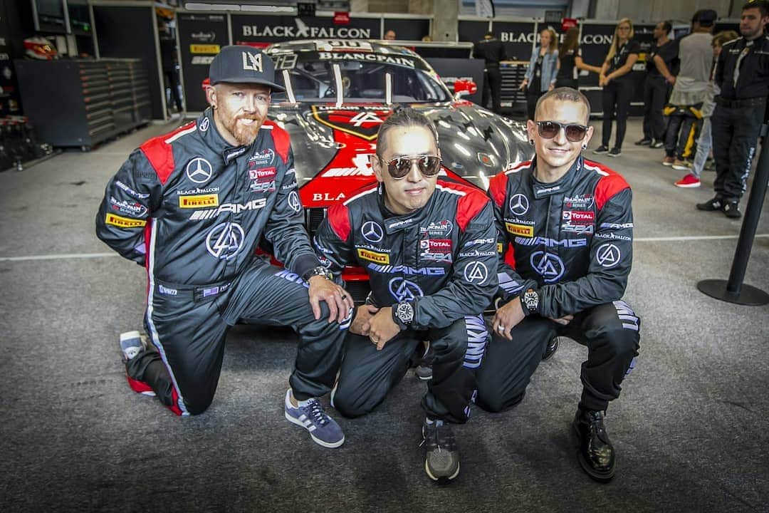 Mercedes AMGさんのインスタグラム写真 - (Mercedes AMGInstagram)「Unforgettable moments at the 2016 @total24hoursofspa with @linkinpark! In the band's design, the #00 Mercedes-AMG GT3 competed in the legendary 24-hour race at the @circuit_spa_francorchamps. This year, Linkin Park celebrates the 20th anniversary of their iconic album Hybrid Theory. Congratulations on this milestone!  #HybridTheory20」10月23日 21時00分 - mercedesamg