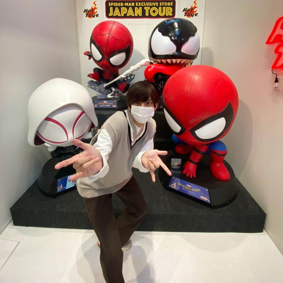 竹下健人さんのインスタグラム写真 - (竹下健人Instagram)「スパイダーマンしか勝たん。﻿ ﻿ #photo﻿ #marvel﻿ #スパイダーマン﻿ #spiderman﻿ #親愛なる隣人  #スパイダーマンだらけ #トイサピエンス﻿ #展示﻿ #スパイダーマン3﻿ #コスチューム #ootd #UNIQLO #gu #wrangler  #adererror」10月23日 21時09分 - tkst_knt