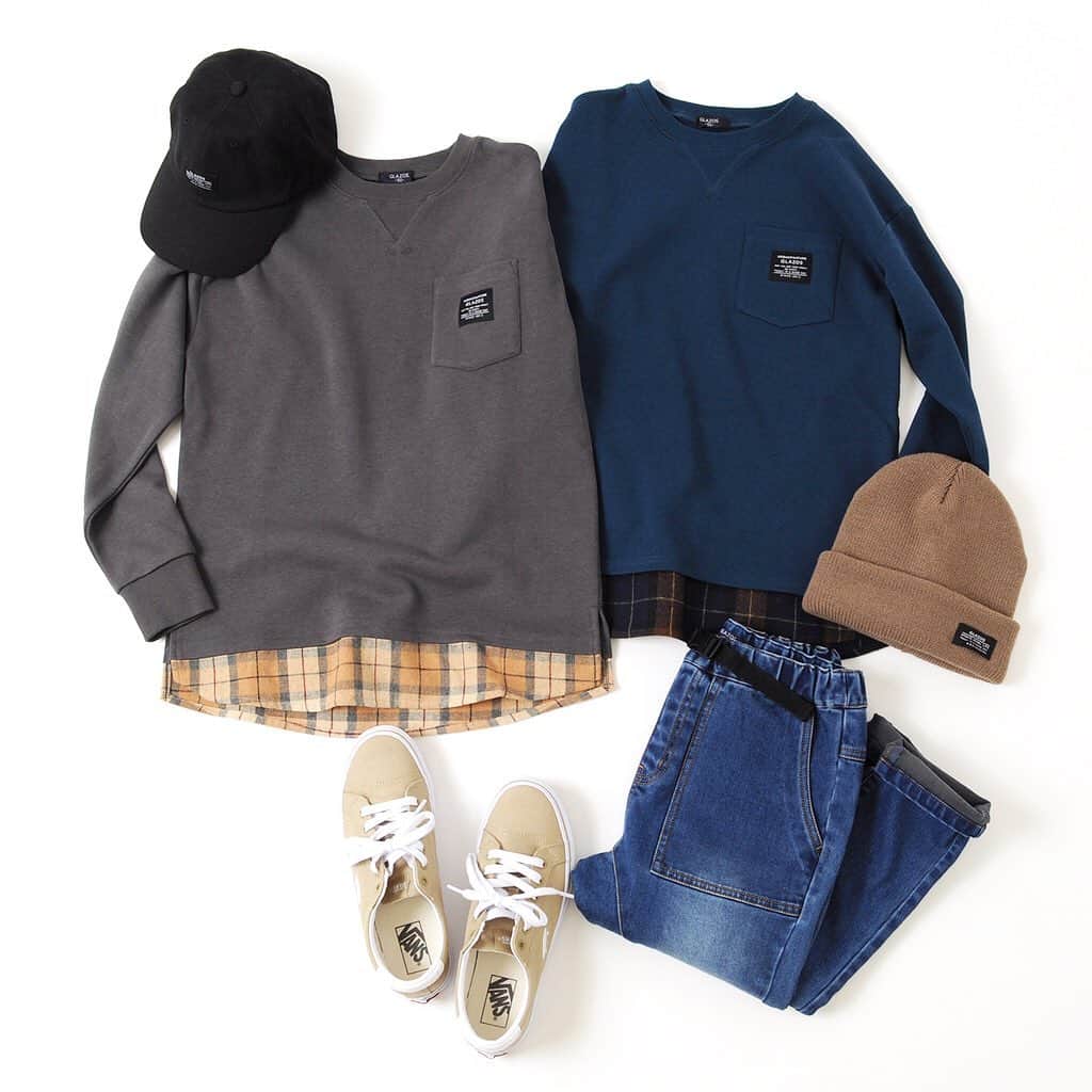 GLAZOSのインスタグラム：「. #new items GLAZOS新作入荷しております◎ . 秋真っ只中🍇 今年らしいアイテムとして 秋冬仕様の#ネックゲイター や おしゃれを楽しむ上でオススメの#bluecross なども入荷しております🙆‍♀️ . ぜひサイトの方チェックしてみてください～ . . . #glazos #kidsootd #kidsfashion #kidscoordinate #kidsfashion #kids #mensfashion #mensstyle #boy #おそろいコーデ #兄弟 #小学生コーデ #小学生男子 #おでかけコーデ #中学生男子 #小5 #小6 #キッズファッション #男の子ママ #男子 #小学生 #新作 #秋 #fall #sweat」