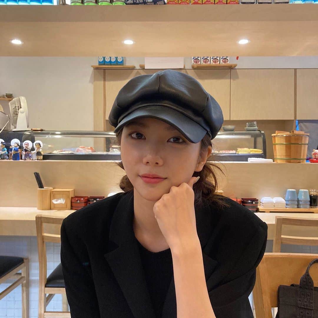 カウンのインスタグラム：「#nottoday」