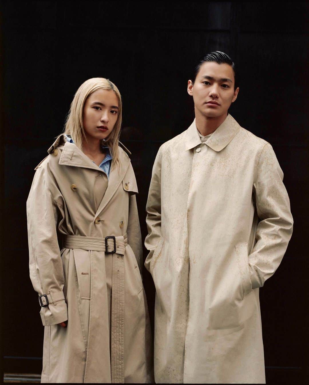 Kisshomaru S.のインスタグラム：「SHUHEI NOMURA @qs86_shuhei and MEIRIN @meirin_zzz﻿ for MACKINTOSH ﻿ POP UP GALLERY﻿ “Layers of the City﻿” by Kishomaru Shimamura﻿ ﻿ 英国を代表するアウターウェアブランド、MACKINTOSHは、この度渋谷PARCOにてブランド初の試みを開催します。MACKINTOSH POPUP GALLERYは、単なるPOPUPストアではなく、MACKINTOSHとARTをたおやかに融合し、見る方の感性をインスパイアして、最上のCoat Experienceをお約束します。﻿ ﻿ そして、この実験的な試みに注目の嶌村吉祥丸をフィーチャー。今の東京を繊細かつリアルに表現できる稀有な写真家です。俳優 野村周平とZOMBIE CHANGのMeirinが、渋谷の街でMACKINTOSHを纏い映し出されたものは？﻿  MODEL﻿ SHUHEI NOMURA @qs86_shuhei + MEIRIN @meirin_zzz﻿ ART DIRECTION & PHOTOGRAPHER & DOP﻿ KISSHOMARU SHIMAMURA @kisshomaru﻿ GRAPHIC DESIGN﻿ RIKU HOSHIKA (W) @akihsoh_2p﻿ PRINTING DIRECTOR﻿ RYOJI OKAMOTO @tricolorelimited﻿ STYLIST﻿ KAZUHIDE UMEDA @umedakazuhide﻿ HAIR & MAKEUP﻿ MASAYOSHI OKUDAIRA @masayoshiokudaira﻿ CASTING﻿ TAIGA MANABE @taiga_manabe﻿ PHOTO PRINTING﻿ FLAT LABO(AMANA) @flat_labo﻿ PRODUCTION﻿ MAYUMI YAMANAKA(YAMANAKA MANAGEMENT) @yamanaka_mg ﻿」