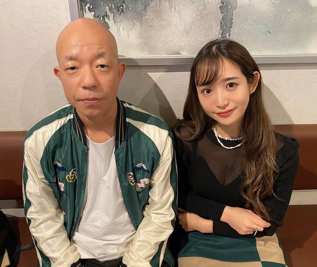 星奈あいさんのインスタグラム写真 - (星奈あいInstagram)「きのうは小峠さん、若菜奈央ちゃんと cs放送の撮影でした⭐️ 引退した女優、復活した女優のアレコレを語ってきたよ☺️ いつもとぜんぜん違う現場で緊張してあんまり喋れなかったけど緊張ガチガチな星奈を見てみてください😭💗 みんな優しくて素敵な現場だったな〜♡ いろんなお仕事をしてみたいなって改めて思える撮影でした♡ .  『モテるの法則　season14』#6 2021年1月19日(火)深夜1時放送予定 CS放送『エンタメ〜テレ』にて放送！ スカパー！サービス(チャンネル301)ひかりTV J:COMほかにて視聴可能です♪  #cs放送#小峠さん#撮影#対談#バラエティ#バラエティ番組#星奈あい」10月23日 22時01分 - hoshina_r18