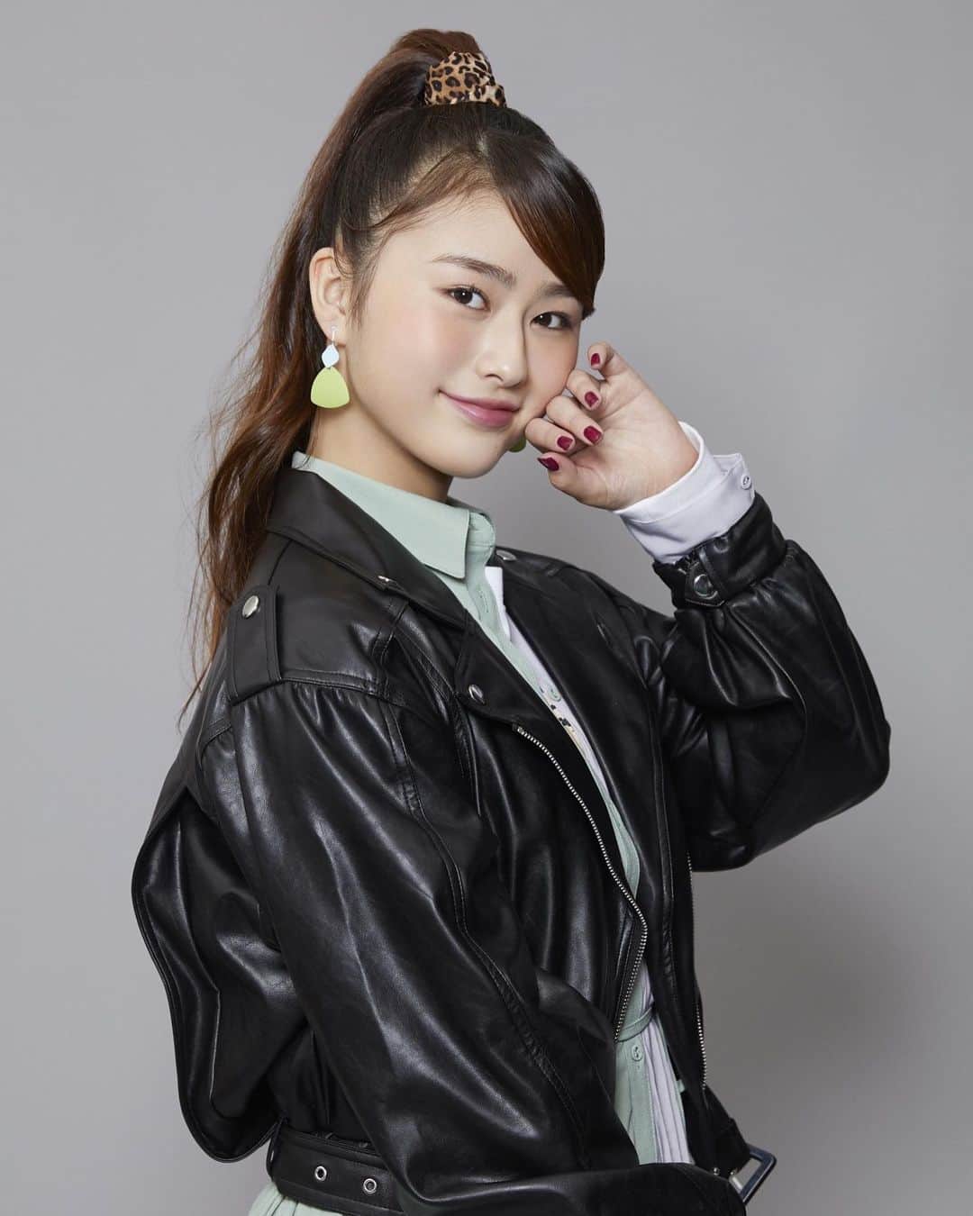 Girls ガールズガールズ さんのインスタグラム写真 Girls ガールズガールズ Instagram 隅谷 百花 𝐌𝐎𝐌𝐎𝐊𝐀 𝐒𝐔𝐌𝐈𝐓𝐀𝐍𝐈 11月18日 水 リリース Girls 2nd Ep 大事なモノ キズナプラス Girls2 ガールズガールズ