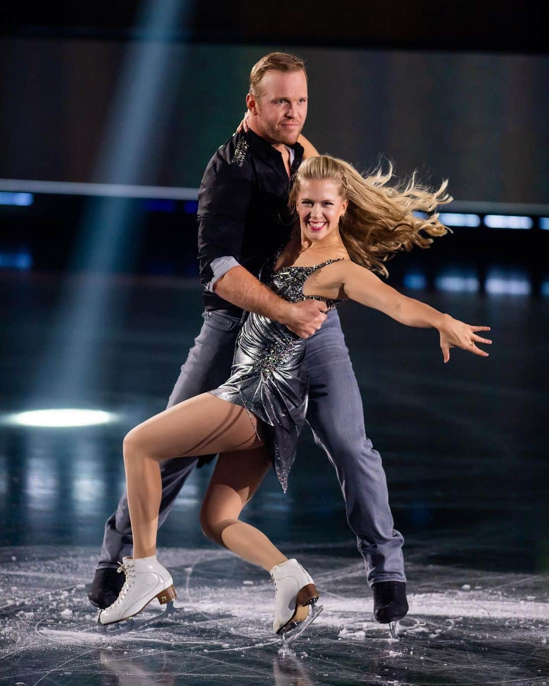 ケイトリン・ウィーバーさんのインスタグラム写真 - (ケイトリン・ウィーバーInstagram)「YAY!!! We had SO much fun out on the ice today for Episode ONE of @cbcbattle. We skated with heart and joy, together for the Bickell Fdn. in support of @mssocietycanada. Our guy even threw a few winks at the judges 😉 If you liked our moves, don’t forget to vote TONIGHT! It’s easy: visit CBC.ca/battleoftheblades for info, all you need is an email address and postal code! Join me and #battleforbryan and let’s keep this guy in the game. Voting ends at 3amEST. Link in bio.  • We would NOT have made it tonight without the support of our coaches @juliemarcotte23 (!) & @cody_hay, and the musical brilliance of @arkellsmusic ! We were Knocking at the Door and felt so ignited and inspired. 🤘🏻❤️🥂 • Missed us live? No problem, just check out all of the amazing performances on CBC Gem (app or website) and be sure to vote if you liked us! 🙏❤️ Thank you, Canada! Be safe everyone, and see you next week! 🥳 Photos by the brilliant @danielleearlphotography 💋 Costumes: @feelingmathieucaron HMU: @justyna101 💁🏼‍♀️ @_makeupmeli 💄」10月23日 13時20分 - ka2sh