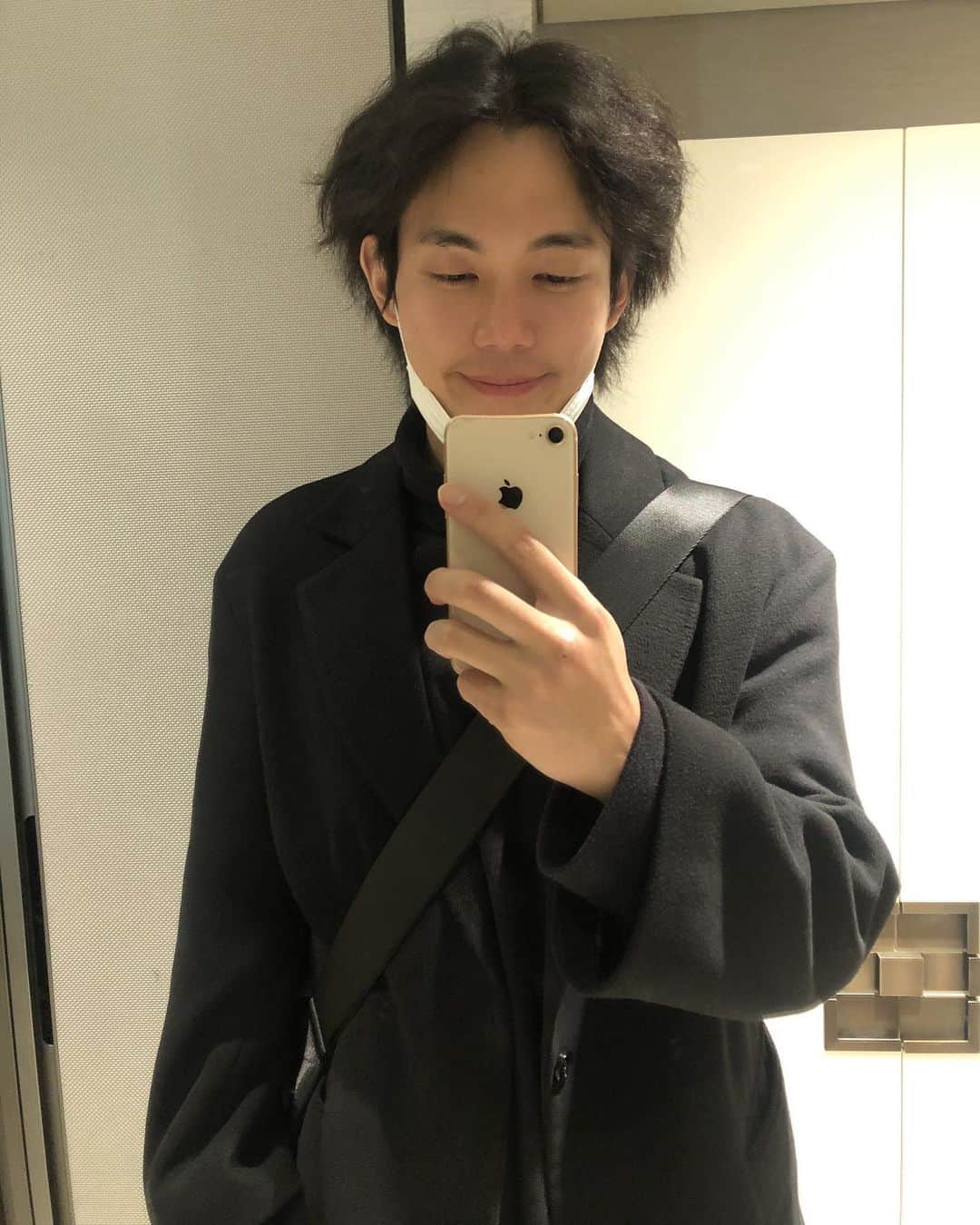 リュ・ギョンスのインスタグラム：「부산.」