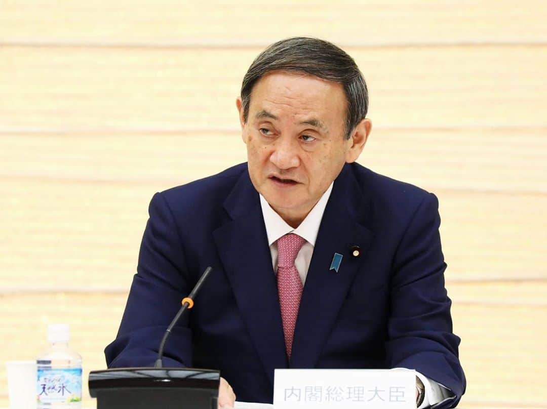 首相官邸さんのインスタグラム写真 - (首相官邸Instagram)「経済財政諮問会議において、ポストコロナの我が国の課題として極めて重要な「デジタル化の加速」と「新たな人の流れをつくること」によって、経済を活性化する方策について、議論しました。  #経済財政諮問会議 #ポストコロナ @suga.yoshihide」10月23日 14時21分 - kantei