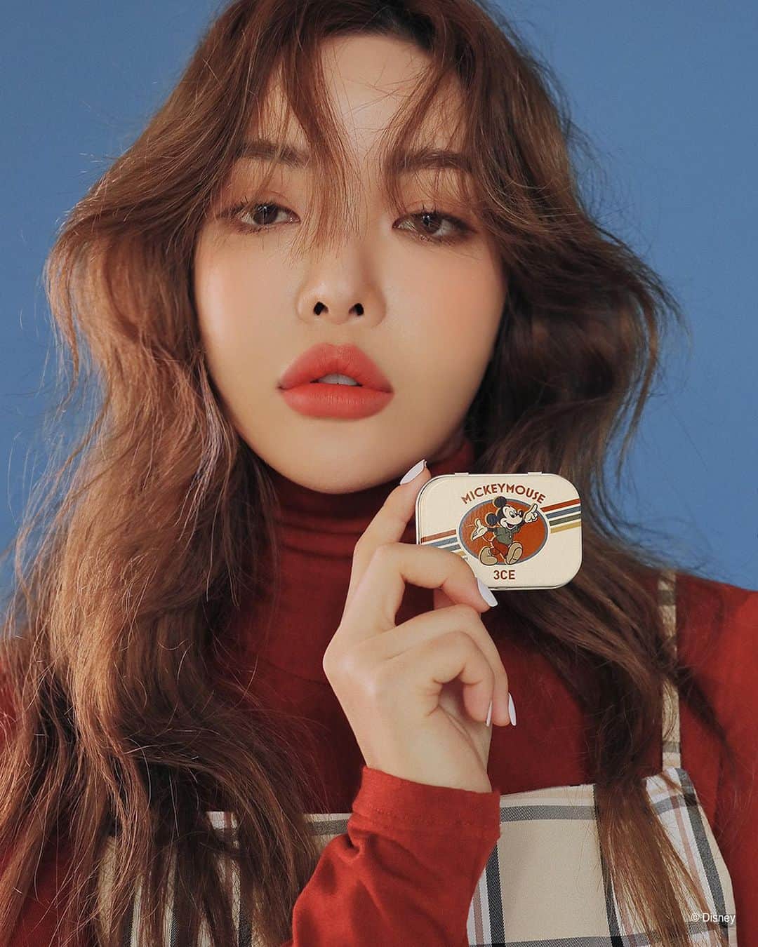 3CE Official Instagramさんのインスタグラム写真 - (3CE Official InstagramInstagram)「3CE x Disney FW Collaboration 3CE BLURRING BLUSH #INSIDE_FRIEND 따뜻한 설렘을 담아낸 살몬 베이지 컬러🧡 - Salmon beige for warm and romantic vibe🧡 #3CE #3CExDisney #3CEcollaboration #Disneycollaboration」10月23日 15時51分 - 3ce_official