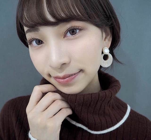 中嶋アンナのインスタグラム：「・ ・ ・ 先日(@haruka_kashiwagi.86 )さんに パリジェンヌラッシュリフトの後にまつげエクステをつけて頂きました🌹 ・ エクステはフラットラッシュのDB(ダークブラウン)です！ まつげが根元から上がってメイクも楽々👼🏻 ・ 似合うものをとても親身になって考えてくださるので、興味のある方は是非お店に行ってみてください☺️💫 ・ ・ #東京エクステサロン #恵比寿エクステサロン #まつげパーマ#パリジェンヌラッシュリフト #まつげエクステ #まつエク#フラットラッシュ#olympuspen#eyelash #eyelashlift #instapic #instalike #instagood #fff#f4f」