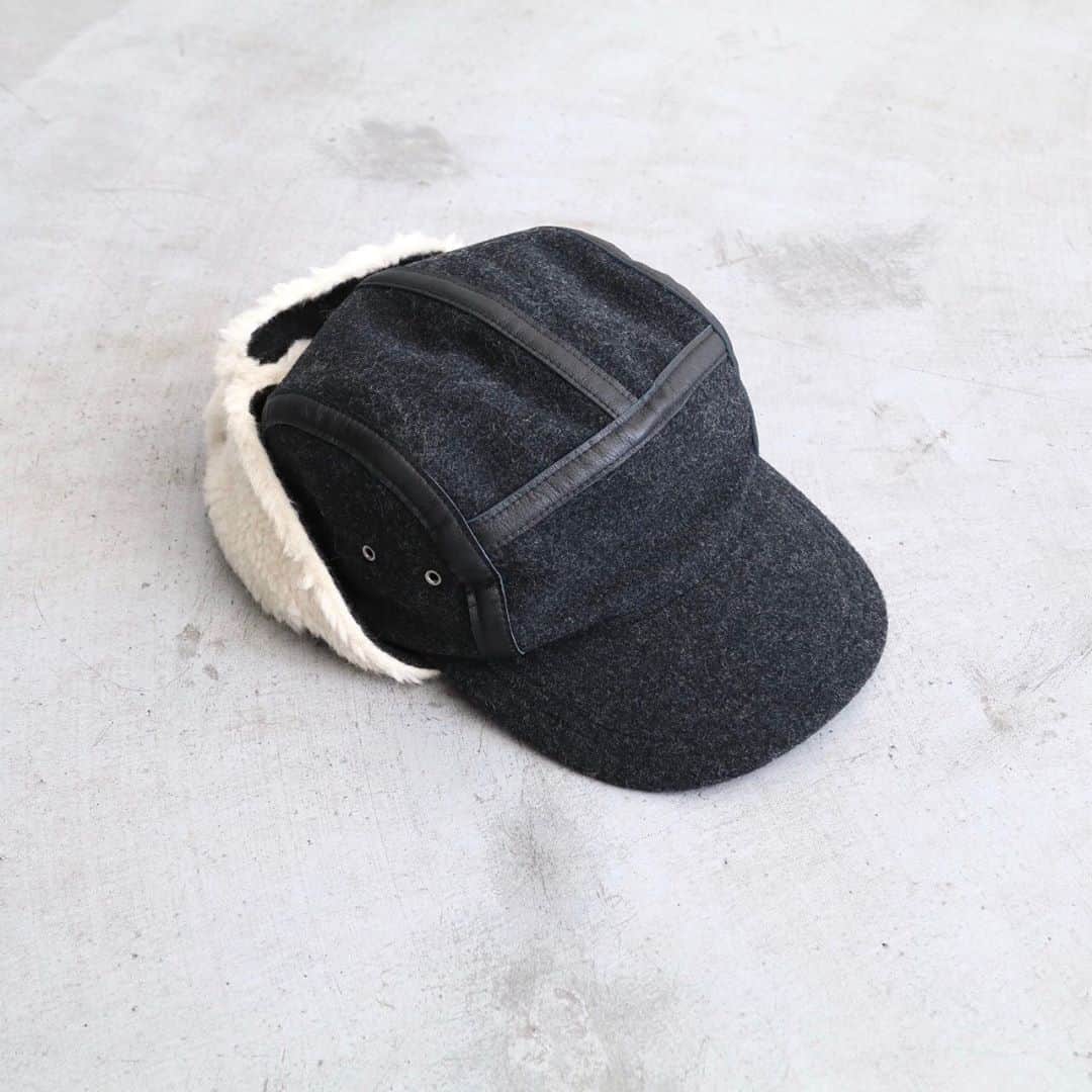 wonder_mountain_irieさんのインスタグラム写真 - (wonder_mountain_irieInstagram)「_ MOUNTAIN RESEARCH / マウンテンリサーチ "B-7 CAP" ¥25,300- _ 〈online store / @digital_mountain〉 http://www.digital-mountain.net/shopdetail/000000012527/ _ 【オンラインストア#DigitalMountain へのご注文】 *24時間受付 *15時までのご注文で即日発送 *1万円以上ご購入で送料無料 tel：084-973-8204 _ We can send your order overseas. Accepted payment method is by PayPal or credit card only. (AMEX is not accepted)  Ordering procedure details can be found here. >>http://www.digital-mountain.net/html/page56.html _ #MOUNTAINRESEARCH #マウンテンリサーチ _ 本店：#WonderMountain  blog>> http://wm.digital-mountain.info _ 〒720-0044  広島県福山市笠岡町4-18  JR 「#福山駅」より徒歩10分 #ワンダーマウンテン #japan #hiroshima #福山 #福山市 #尾道 #倉敷 #鞆の浦 近く _ 系列店：@hacbywondermountain _」10月23日 17時00分 - wonder_mountain_