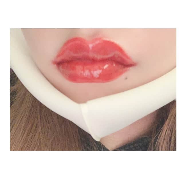 のインスタグラム：「唇と眉毛アートメイク2回目終了 オーバーリップにしてもろた グロスだけでいいかららくちん  #静岡#歌舞伎町#名古屋#新宿 #北新地#ミナミ#両替町 #club jerry#make#beauty #fashion#selfie#style#推し #ヘアメ#ドレス#過去pic #outdoor#ライブ配信#筋トレ #アートメイク#メディカルブロー #リップアート」