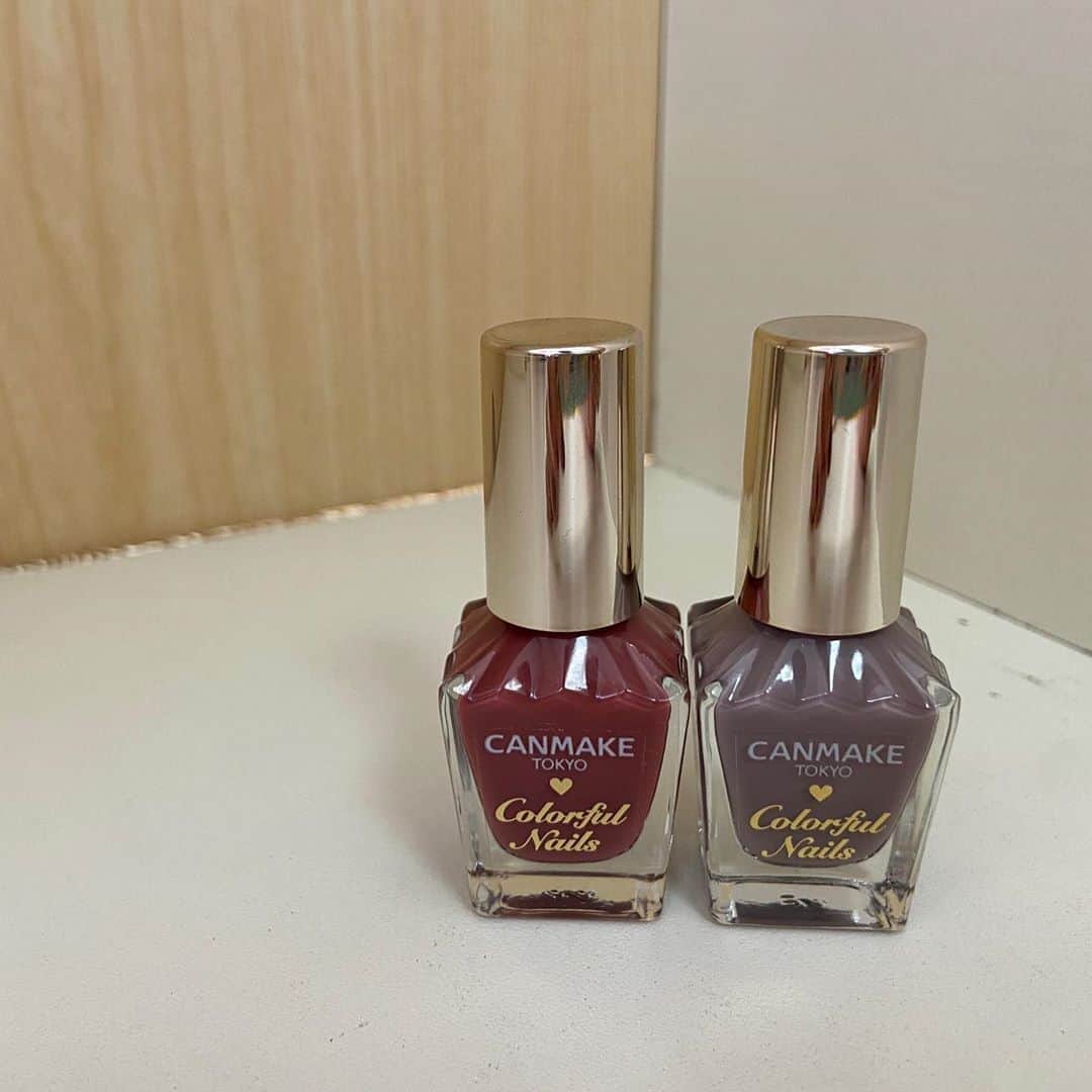 ほのかのインスタグラム：「秋のネイルはこれで決まり💅 #キャンメイク #キャンメイクネイル #ネイル」