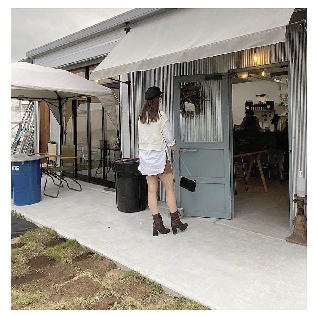 清家麻里奈さんのインスタグラム写真 - (清家麻里奈Instagram)「お洒落なコーヒー屋さんにて☕️✨コーヒー美味しかったしお野菜も買えた💗(@birica_web ) ootd/ #tops #snidel #pants #zara #boots #snidel #fashion」10月23日 17時41分 - marinas20819