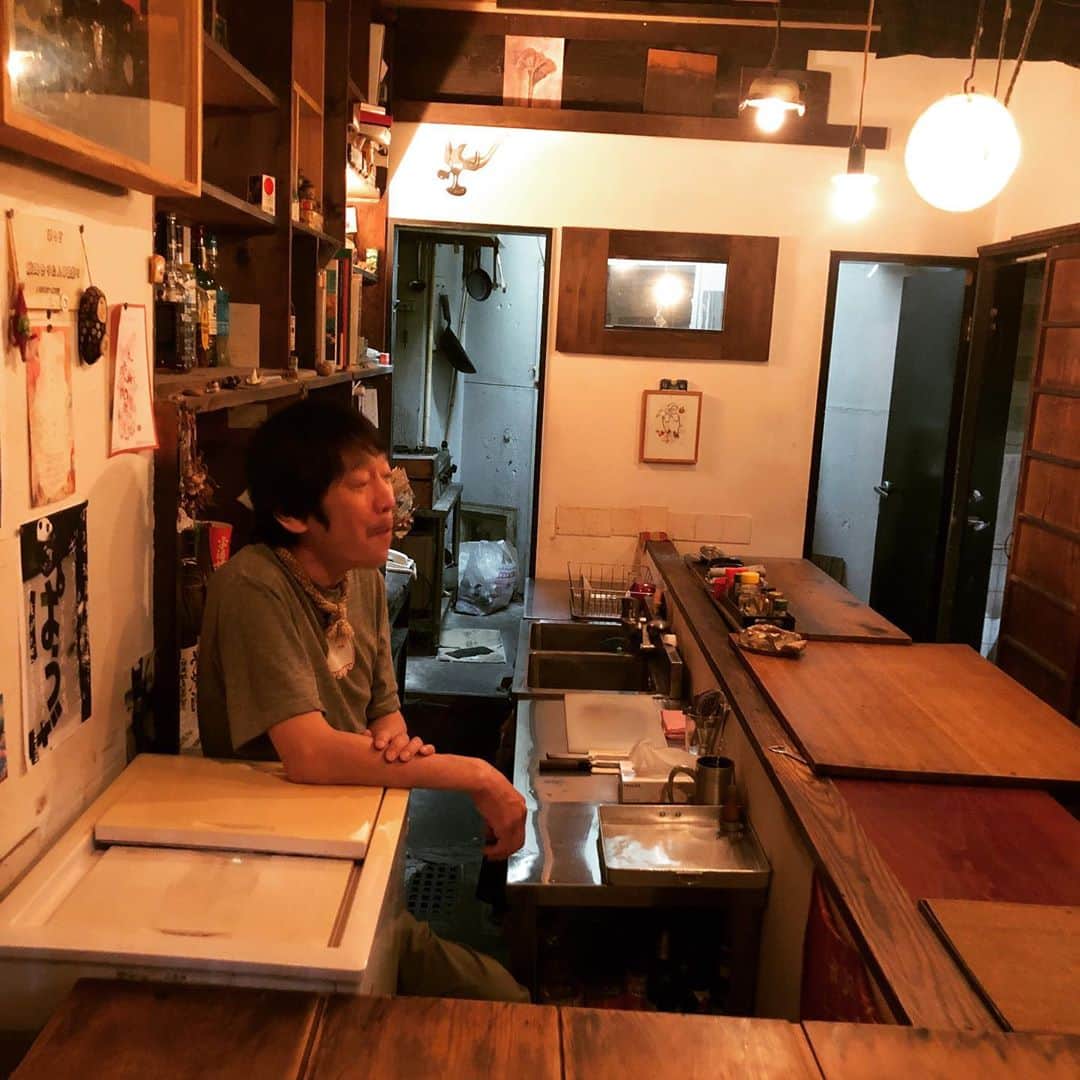 山川のりをのインスタグラム：「今夜は名古屋のぱうぜにてギターパンダ  ライブです。20時から、1500円+Dです。魅惑のワンマンショー！お近くの方は無理ない範囲で会いにきてアイニージュー！」
