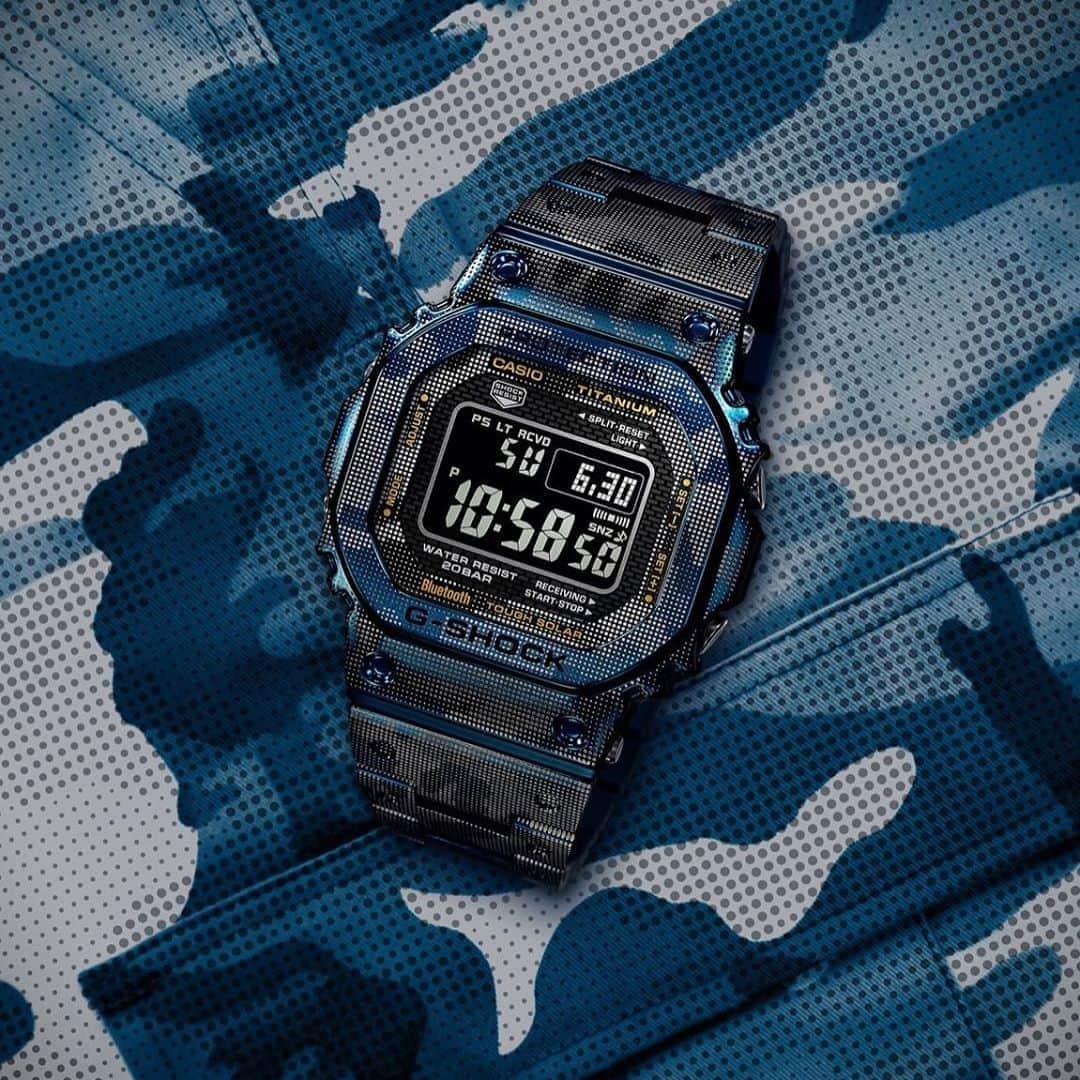 G-SHOCKさんのインスタグラム写真 - (G-SHOCKInstagram)「GMW-B5000  初代G-SHOCK、DW-5000Cの遺伝子を受け継ぐフルメタルスクエアモデルのGMW-B5000から、カモフラージュ柄のNewカラーモデルが登場。今回は、GMW-B5000TBをベースにケース・ベゼル・バンド・バックすべてにチタン素材を採用し、ブルーIPとレーザー彫刻を活用した特殊な仕上げにより、メタル素材でありながら独特のブルーカモフラージュ柄を表現しました。  This is a new full-metal GMW-B5000 that incorporates titanium material and a laser process camouflage pattern into its square-face design which inherits plenty of the DNA of the original G-SHOCK DW-5000C. The case and band are blue ion-plating (IP) finished and then imprinted with the unique camouflage motif.  GMW-B5000TCF-2JR  #g_shock #gmwb5000 #dw5000 #camouflage #watchoftheday」10月23日 17時45分 - gshock_jp