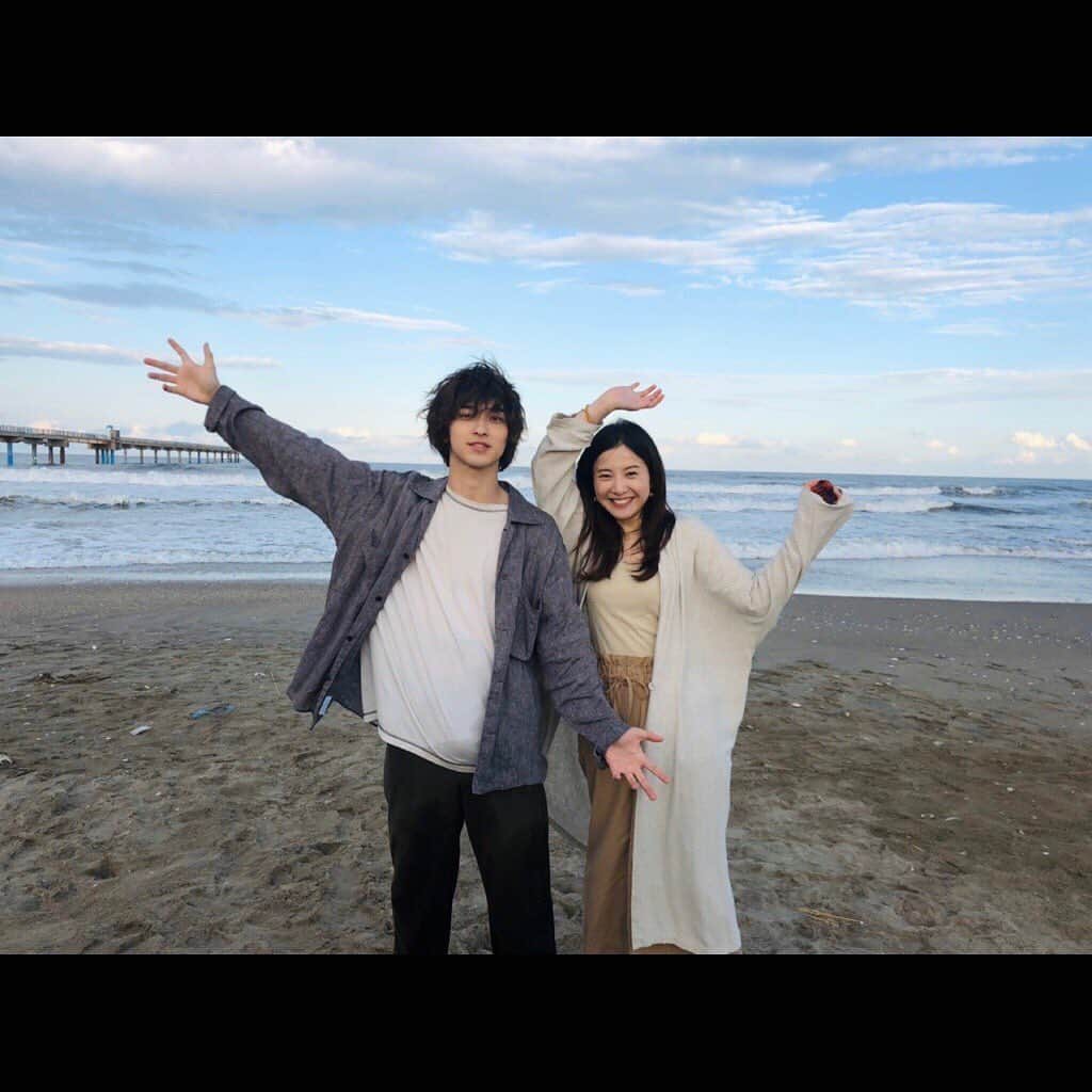 横浜流星さんのインスタグラム写真 - (横浜流星Instagram)「映画『きみの瞳が問いかけている』本日より公開です。沢山の方々に届きますように！！ そして明日13:45から14:15の間にインスタライブを予定してますので皆さん是非！  #映画 #きみのめ #本日から公開！！ #無事に公開出来ることを幸せに思います。 #皆さんと共に全力を尽くした作品が #たくさんの方々に届き #愛されますように。 @kiminome_movie」10月23日 18時01分 - ryuseiyokohama_official