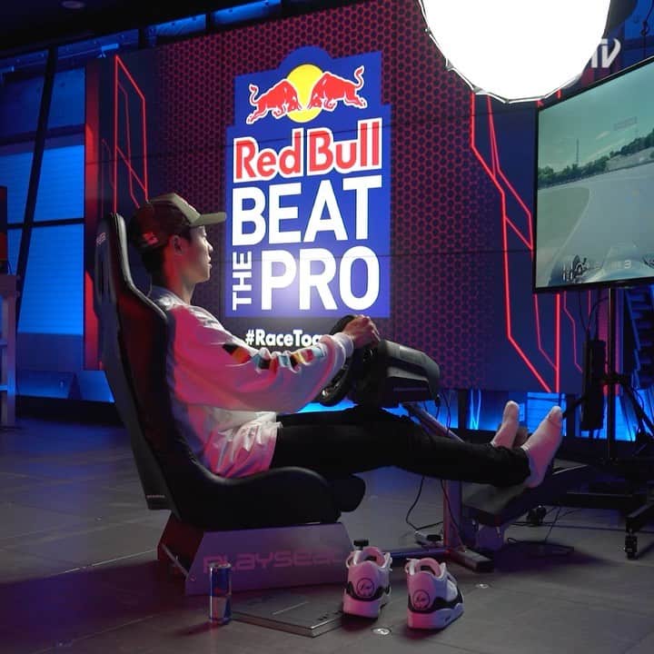 小林陵侑のインスタグラム：「遠征終わったらフルセット揃えようかな🤔🏎 Red Bull Beat the Pro 皆さんも是非！！ #RaceTogether #RedBull @redbulljapan」