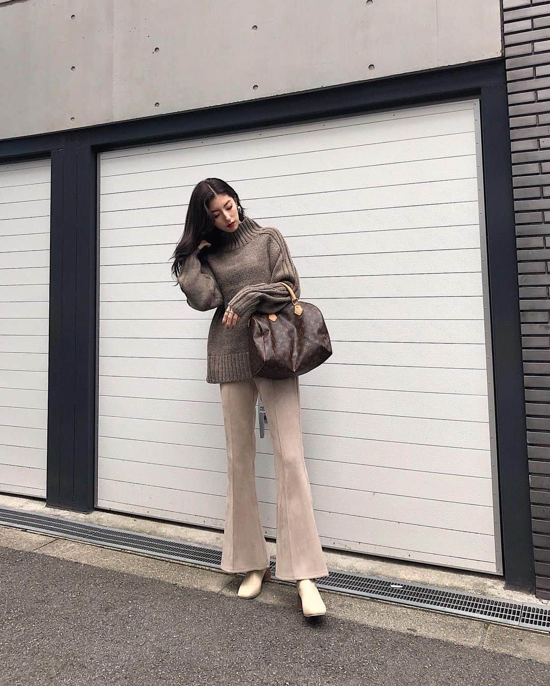 高村 楓さんのインスタグラム写真 - (高村 楓Instagram)「. . ちょこっと前の私服✌️ . 全身MURUA🤍🤍 . #MURUA#murua_by_staff#murua_snap#code#fashion #ムルーア#私服#ワントーンコーデ#コーデ#ファッション」10月23日 18時50分 - 12_kaede