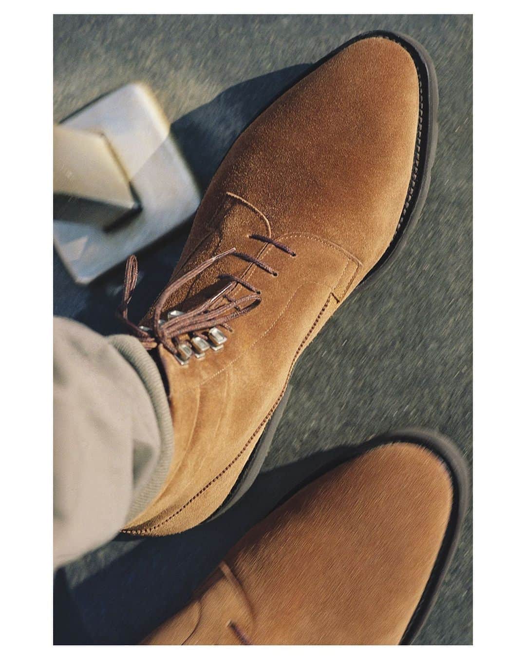 ジョンロブのインスタグラム：「The Alder boot, inspired by an archive 1950’s ski style is now grounded in modernity through a versatile lightweight walking sole. . #johnlobb #jackwebb」