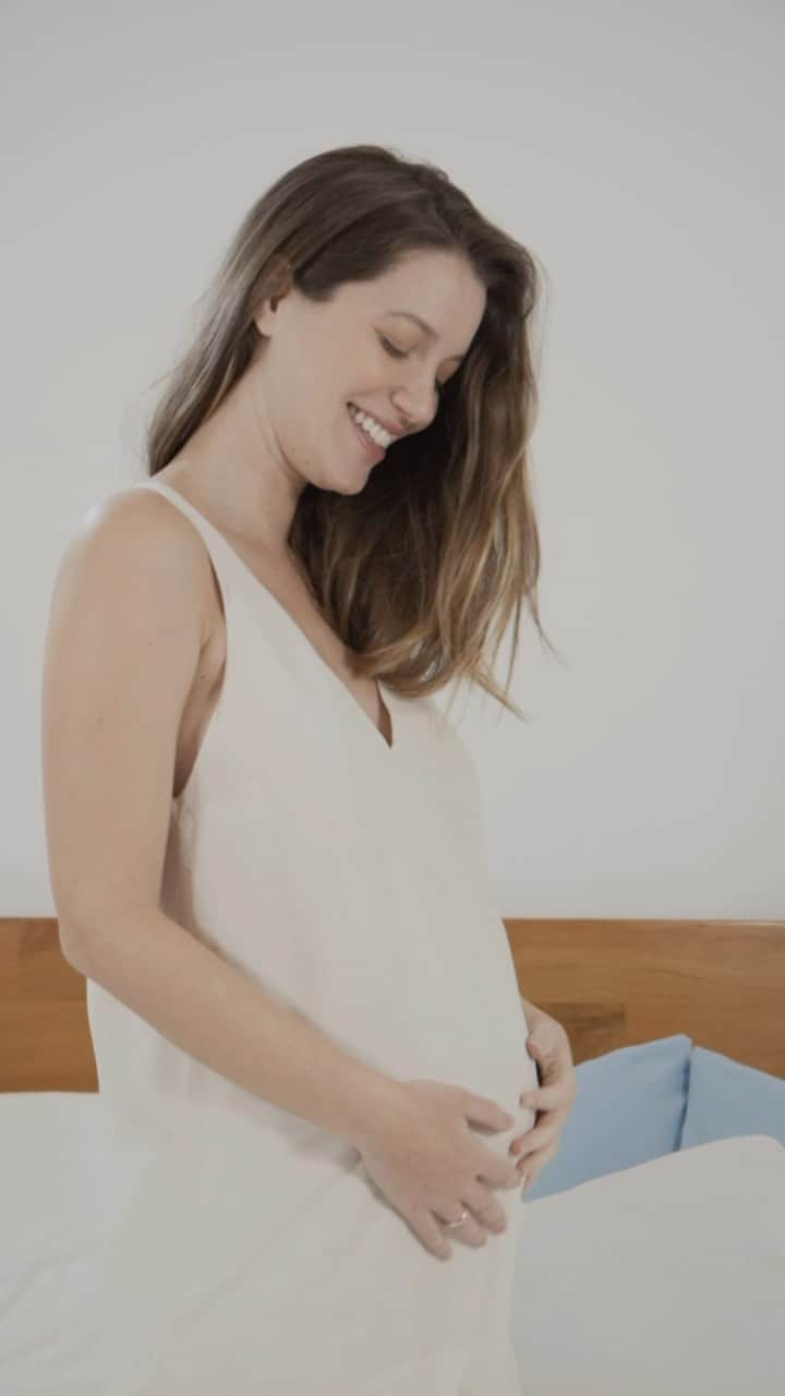 ナタリア・ディルのインスタグラム：「Participe da promoção Chá de Bebê na Internet com MamyPoko, ganhe prêmios superfofos e concorra a 3 sorteios de 12 mil reais! Acesse o site www.chadebebemamypoko.com.br. Não vai perder, hein?  #chadebebemamypoko @mamypokobr #Publi」