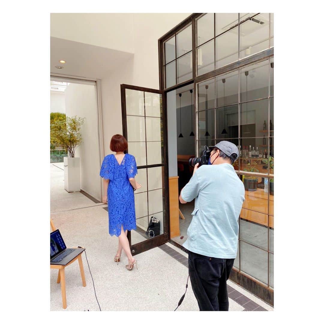 のインスタグラム：「#撮影 #ワンピース #fashion #dress  #ootd  #blue  #restaurant  #happy  #model  #japan  #モデル　のお仕事大募集中です😝  #相沢礼子　 #reikoaizawa」