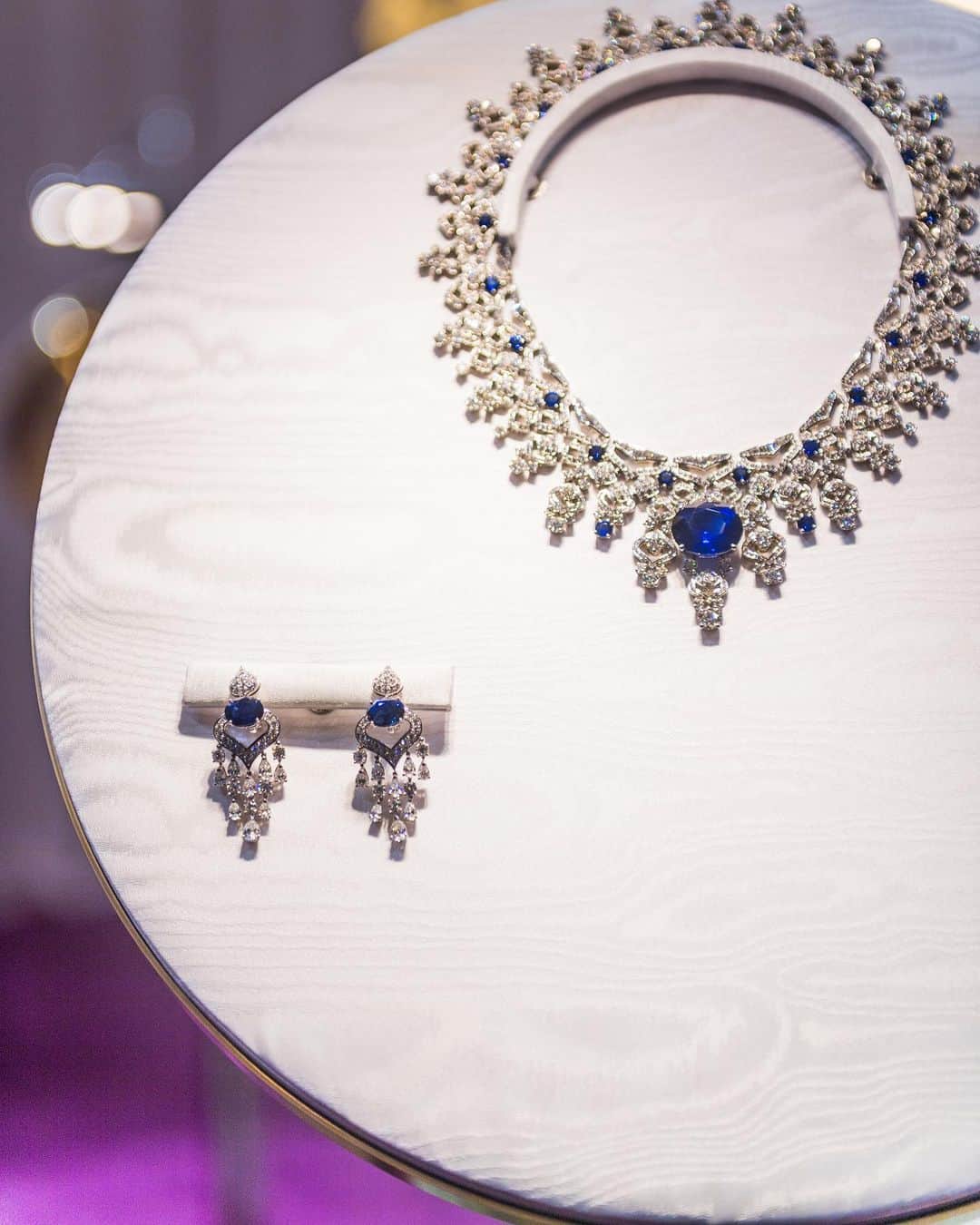 JiweiJWさんのインスタグラム写真 - (JiweiJWInstagram)「BVLGARI Barocko Collection #bvlgari #highjewelry #barocko」10月23日 22時45分 - jiweijw