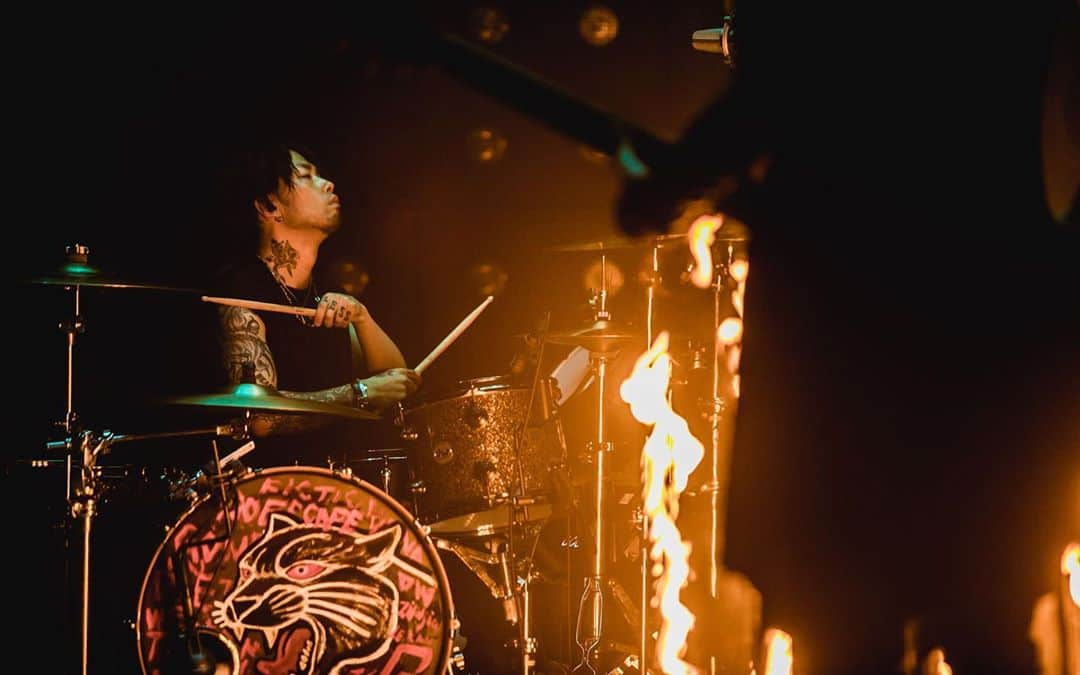 Katsuma さんのインスタグラム写真 - (Katsuma Instagram)「#coldraintv   photos by @yamada_mphoto」10月23日 22時43分 - katsuma_drums