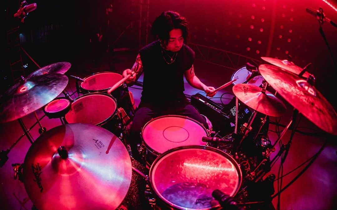 Katsuma さんのインスタグラム写真 - (Katsuma Instagram)「#coldraintv   photos by @yamada_mphoto」10月23日 22時43分 - katsuma_drums