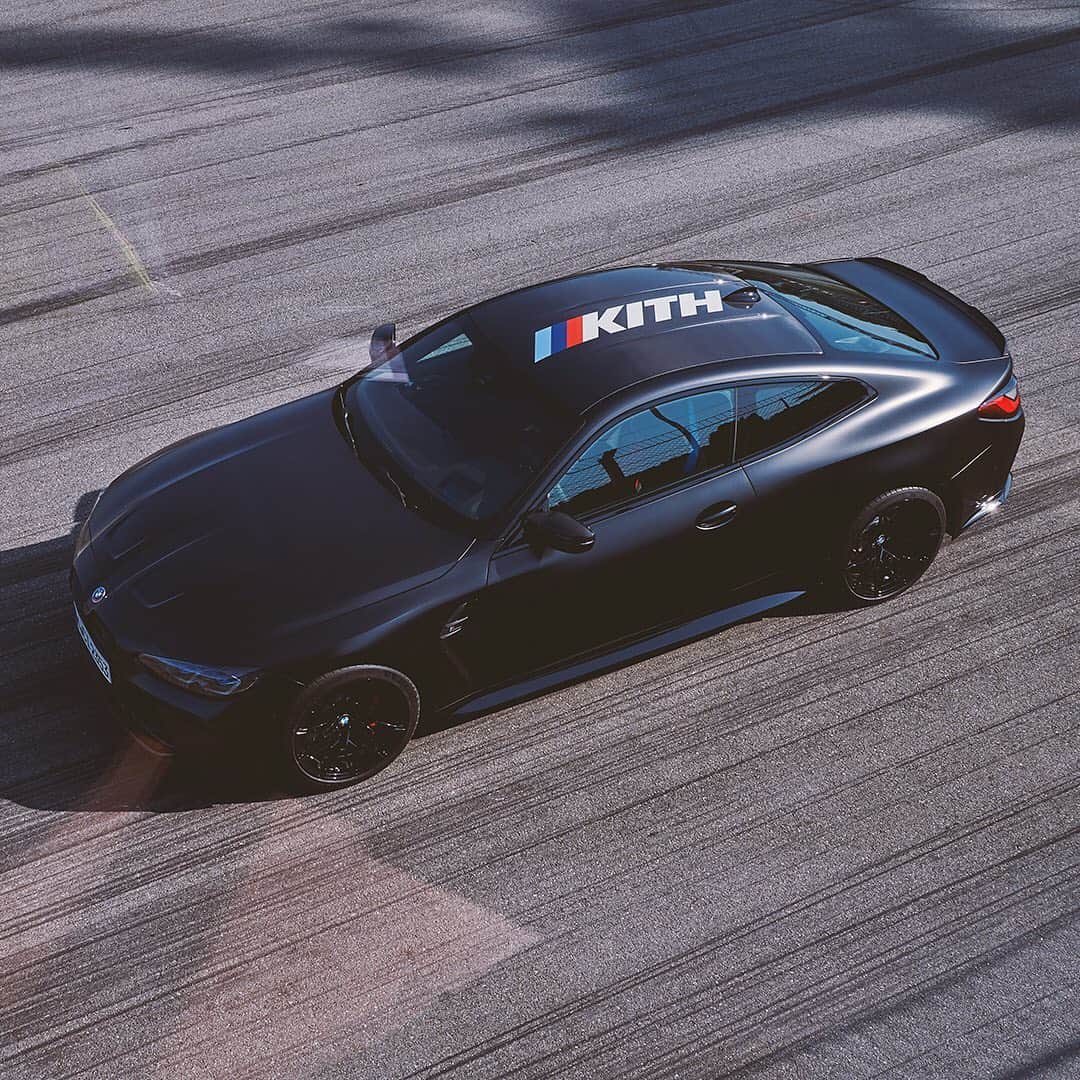 HYPEBEASTさんのインスタグラム写真 - (HYPEBEASTInstagram)「@hypebeastcarclub: @kith has unveiled the limited-edition @bmw 2021 M4 Competition Coupe. Inspired by @ronniefieg's restoration of his personal classic “E30” generation M3, the KITH 2021 BMW M4 Competition features KITH-embossed black merino leather seats, a KITH monogram across the seats and doors, a special co-branded roundel badge, a KITH tri-color M stripes badge, and more. This powerhouse is equipped with the M TwinPower Turbo 3.0-liter inline-six which boasts 500 HP. Limited to only 150 units, those looking to purchase one of these limited M4 Competition Coupes can pre-order one today at 11:00 AM EDT exclusively at BMW USA for a price of $109,250 USD.⁠⠀ Photo: KITH」10月23日 22時57分 - hypebeast