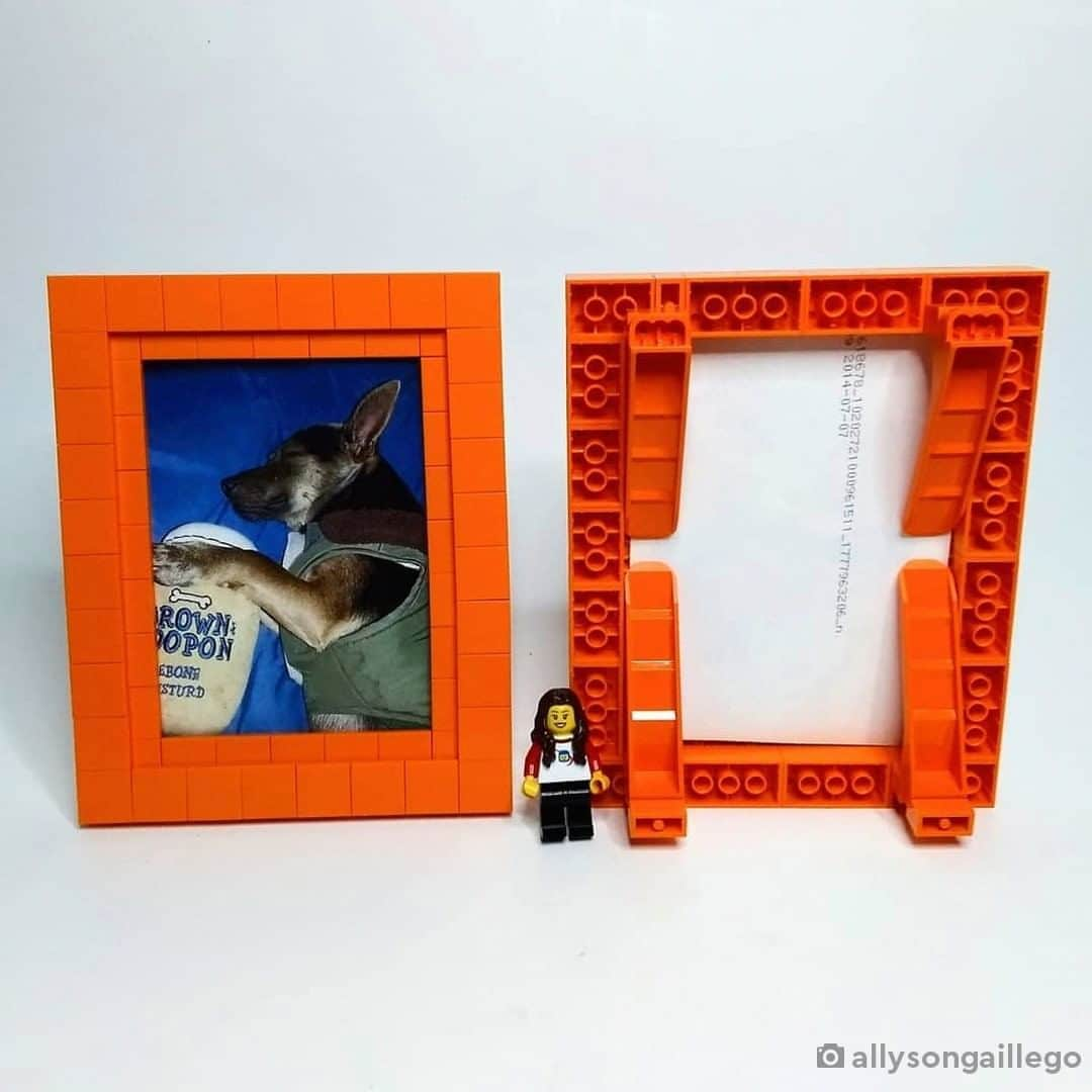 LEGOさんのインスタグラム写真 - (LEGOInstagram)「Pencil holder? Phone stand? Picture frame? Napkin holder? Who knew that the forgotten orange piece – the separator – could be used to create so many fun, useful hacks! 📸 by @allysongaillego #LEGOHacks #RebuildTheWorld #creativity」10月23日 23時00分 - lego