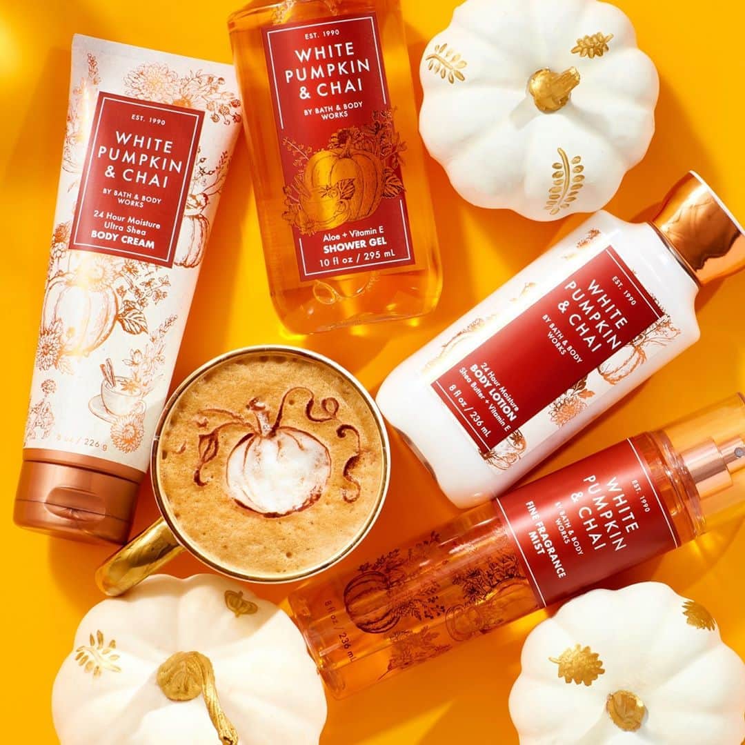 Bath & Body Worksさんのインスタグラム写真 - (Bath & Body WorksInstagram)「When you and your BFF are pumpkin spice OBSESSED! ☕*hits save button immediately* for the perfect gift idea!」10月23日 23時00分 - bathandbodyworks