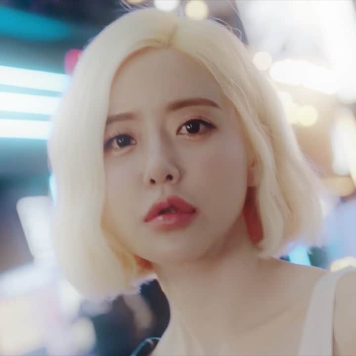 Dj Sodaのインスタグラム：「드디어 뮤직비디오 공개!!!!!!  오늘 유튜브 질문답변 라이브 넘넘 재밌었어용💖💕 With @djrayraytaiwan ‘Obsession' M/V is OUT NOW!!! Check it out on @barongfamily YouTube channel 🎊💘 Had so much fun during the Q&A live streaming today as well! Hope you all enjoyed it too. Love ya! 🤩🧡」