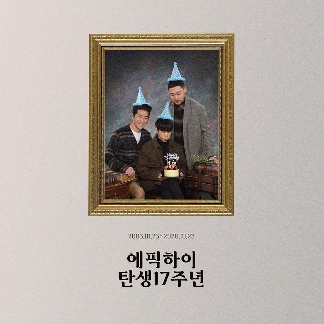 TABLO さんのインスタグラム写真 - (TABLO Instagram)「오늘 에픽하이의 생일 축하해주신 모든 분들 고마워요. 저희는 오늘도 하루종일 작업실에... Thank you to everyone who wished Epik High a happy bday today. We’ve been in the studio all day.  #17살 #에픽하이 #EpikHigh」10月23日 23時59分 - blobyblo